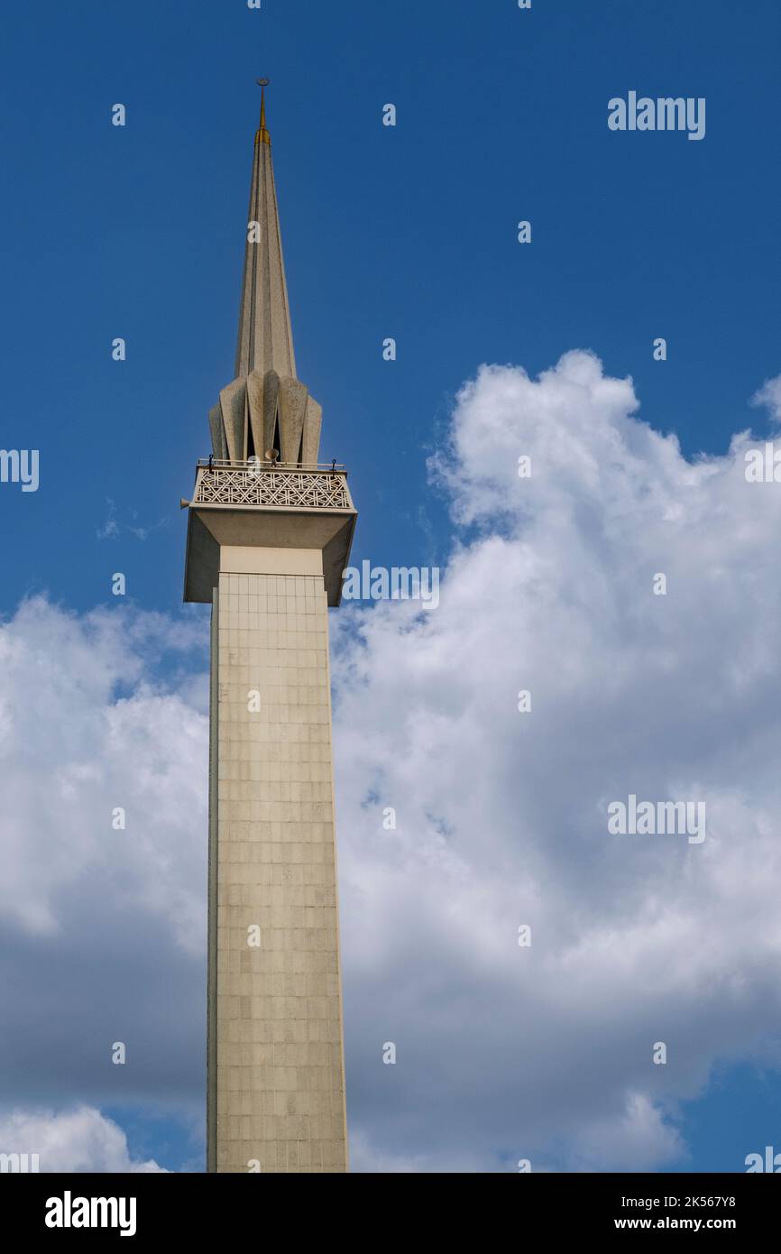 Minaret de la mosquée Masjid Negara (National), Kuala Lumpur, Malaisie. Banque D'Images