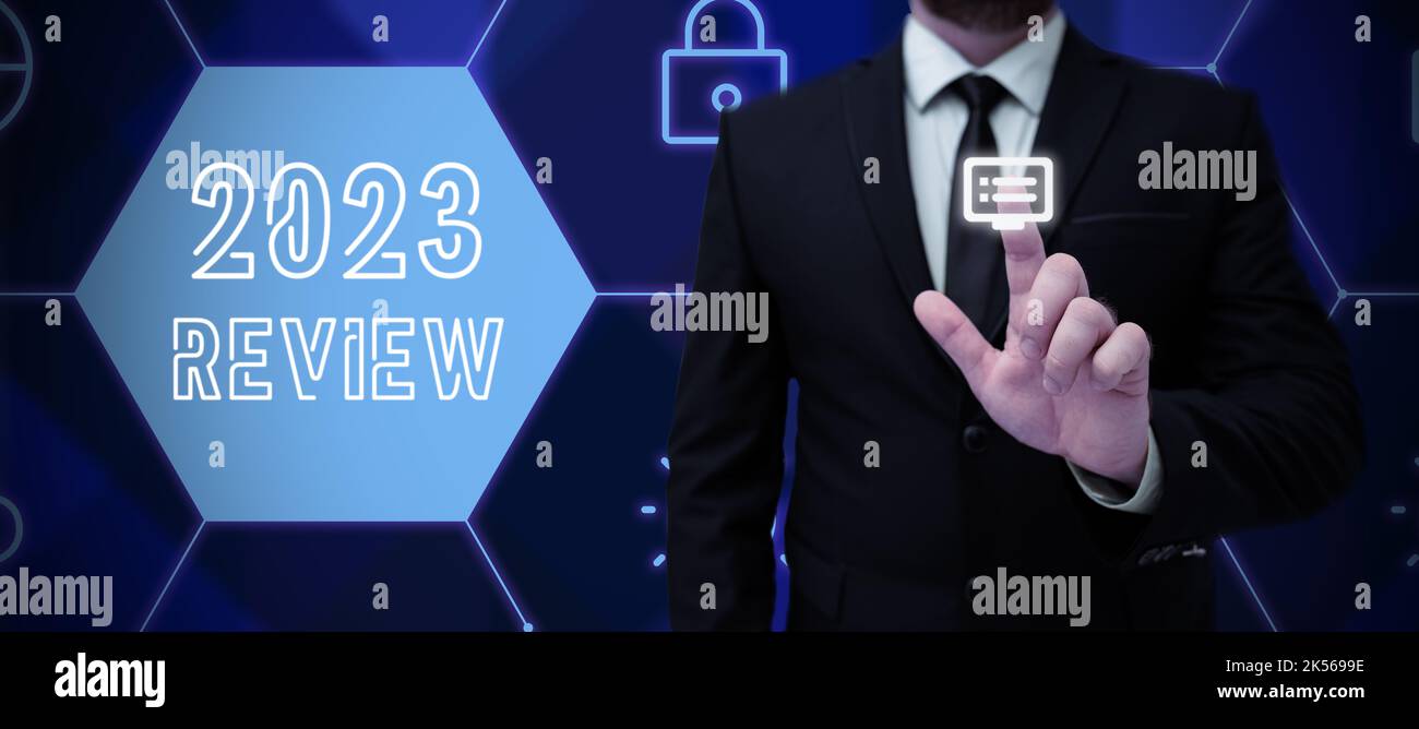 Légende conceptuelle 2023 Revue, mot écrit sur la vue des événements importants ou des actions qui ont eu lieu l'année précédente Banque D'Images