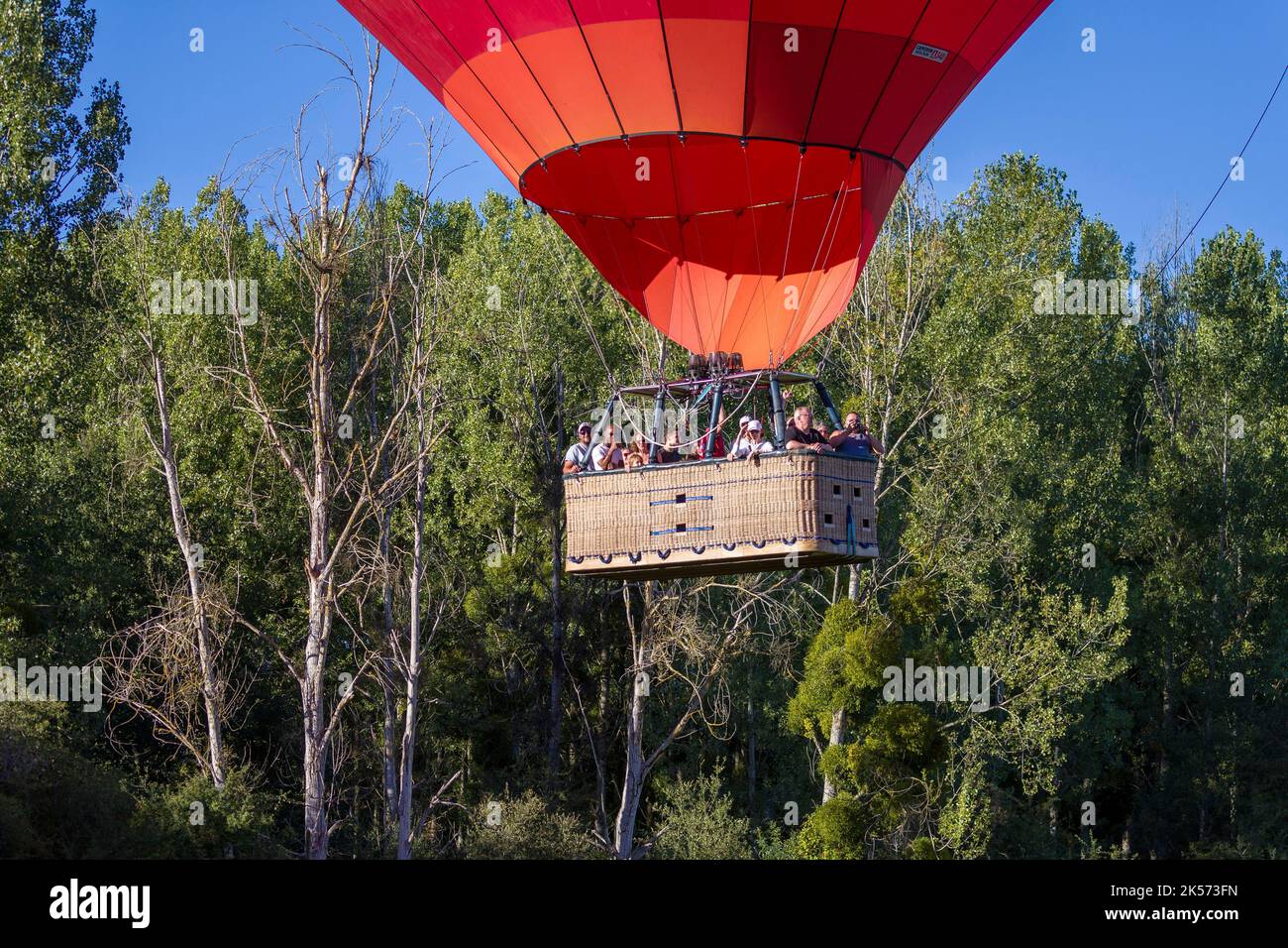 France, Indre et Loire, Civray-de-Touraine, à bord d'une montgolfière avec l'opérateur Art Montgolfie (vue aérienne) Banque D'Images