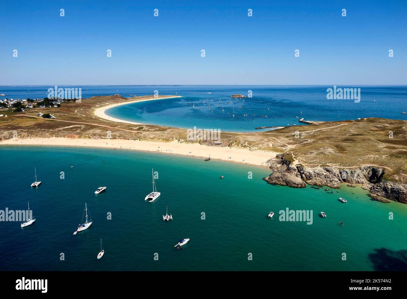 France, Morbihan, Iles Ponant, Houat, Tréac'h Salus (plage de Salus) (vue aérienne) Banque D'Images