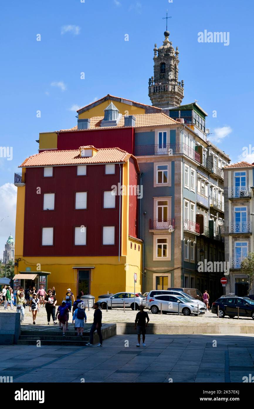 Portugal, région Nord, Porto, centre historique classé au patrimoine mondial de l'UNESCO, la Tour Clerigos (Torre dos Clerigos) construite entre 1754 et 1763, dans le style baroque italien Banque D'Images