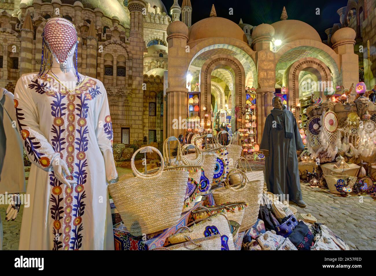 Egypte, Sinaï, Charm-el-Cheikh, quartier du Vieux marché, boutique touristique Banque D'Images
