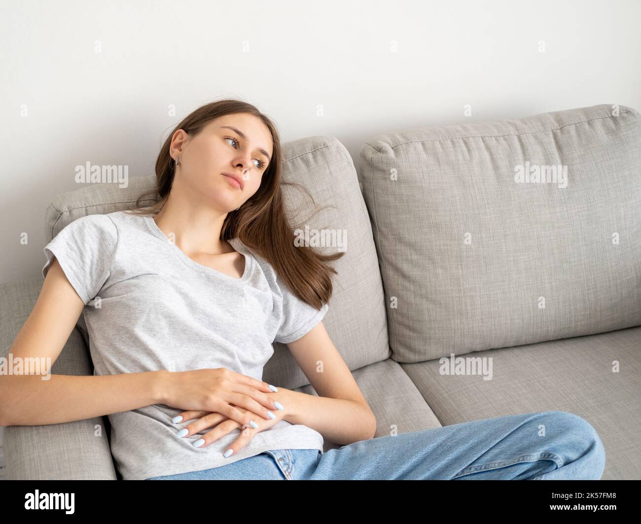 femme souffrant de maladie femme rétablissement à la maison Banque D'Images