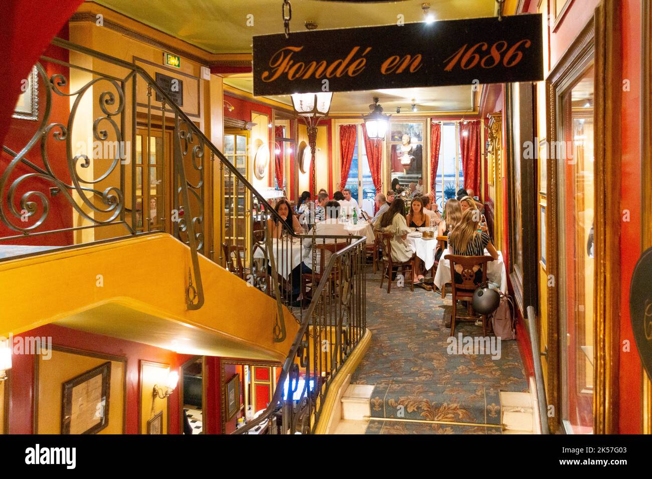 France, Paris, le plus ancien restaurant de Paris fondé en 1686, le Procope Banque D'Images
