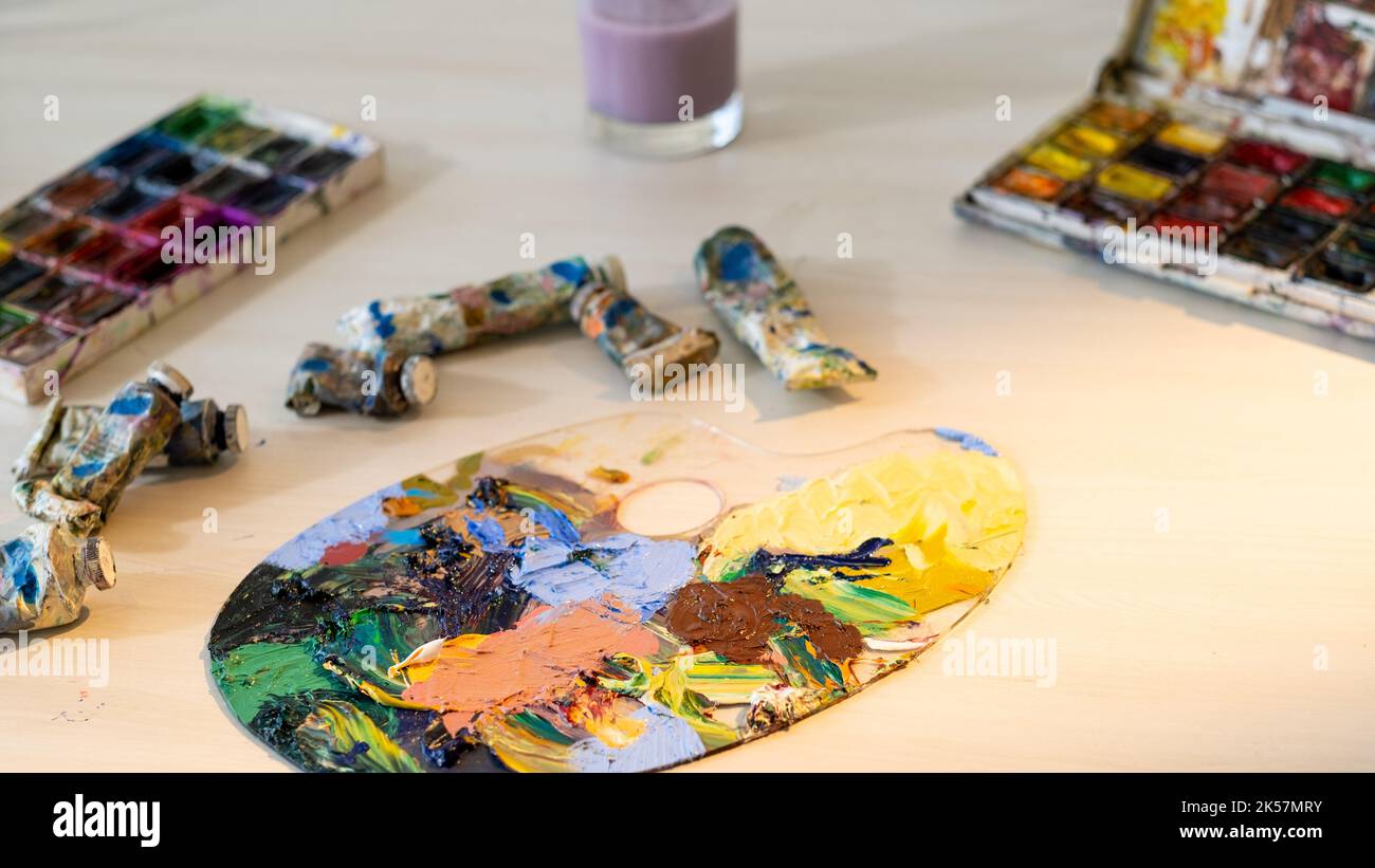 Ensemble De Palette De Pinceaux De Peinture, Avec 6 Paquets De