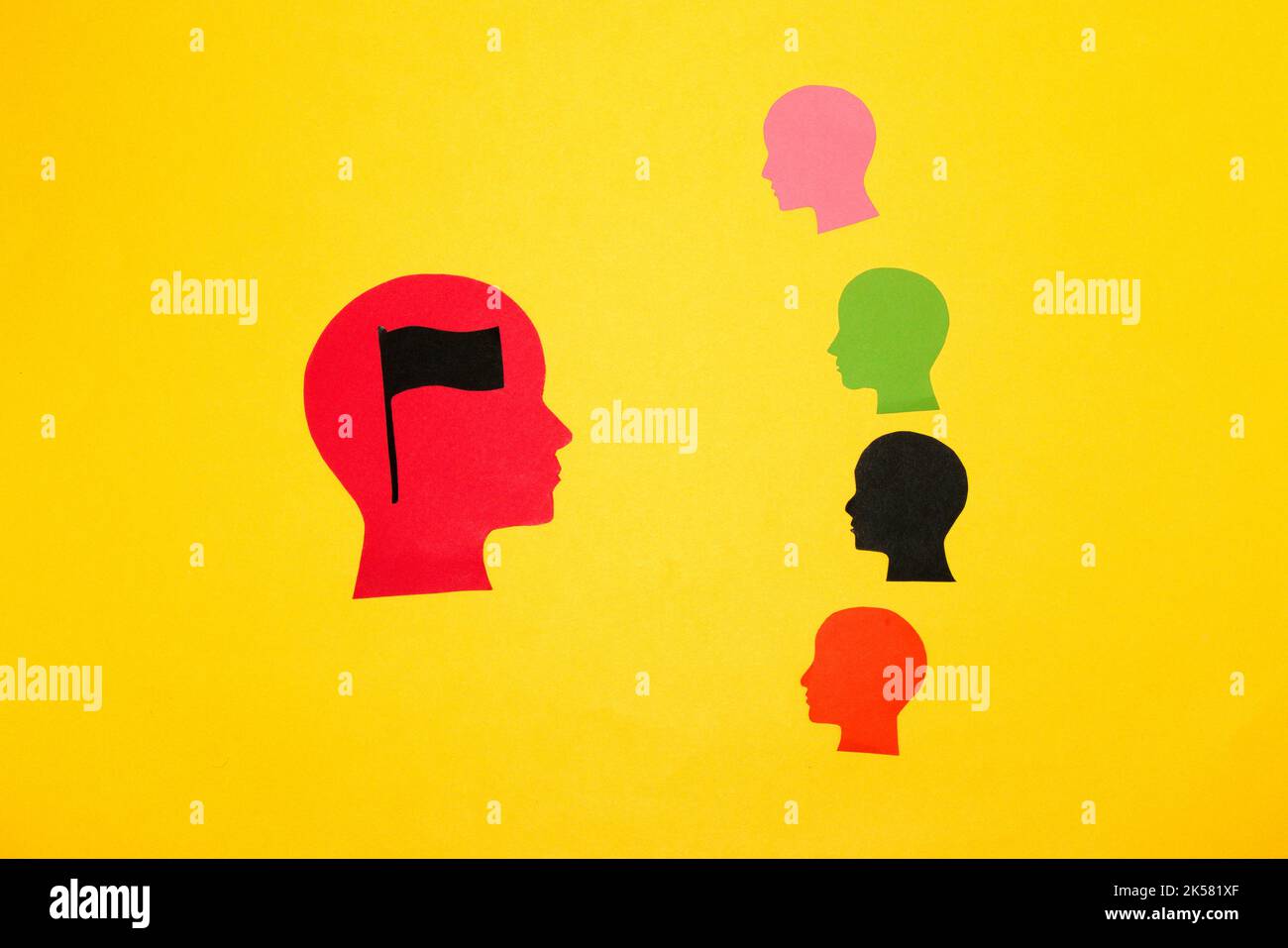 le responsable papier a un objectif que son équipe doit atteindre, un concept commercial créatif Banque D'Images