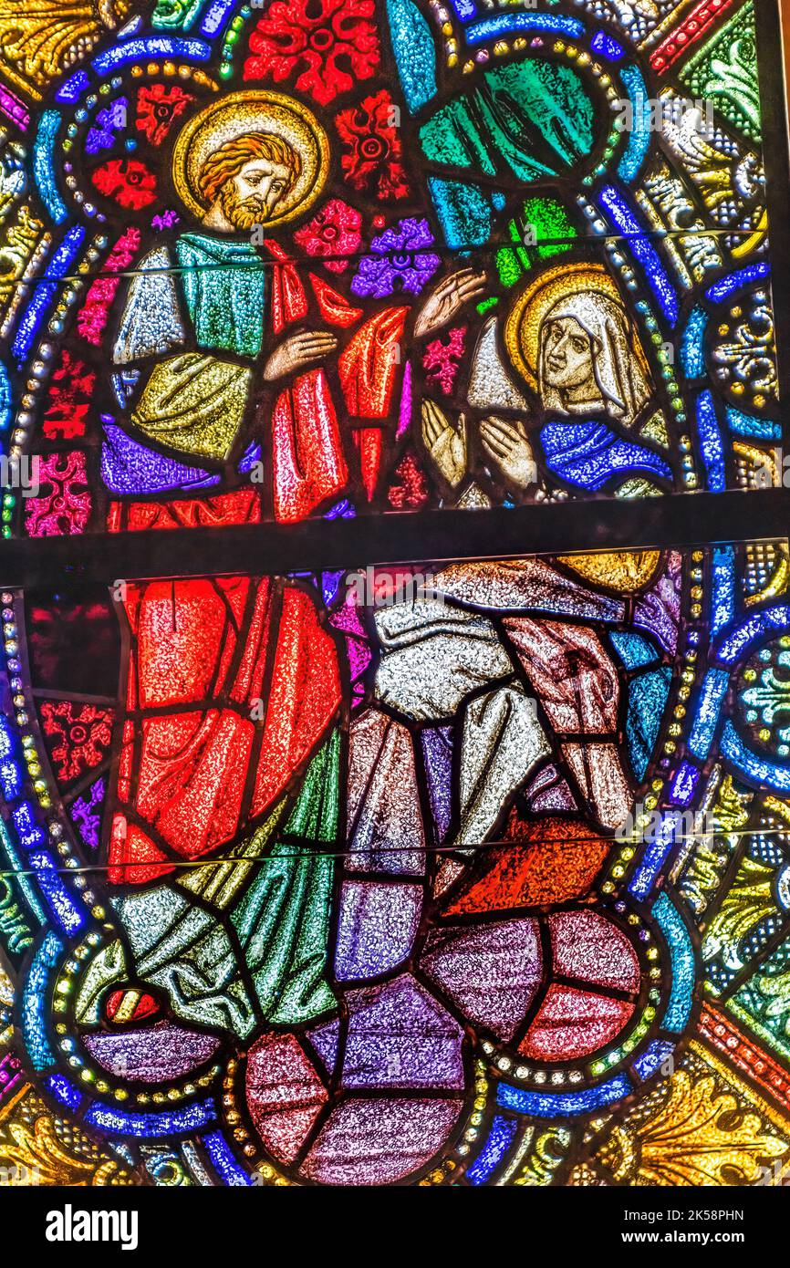 Coloré Saint Augustine Saint Monica déathbed vitraux Cathédrale St Augustine Eglise catholique Basilique Tucson Arizona fondée 1776 redone 1800s mon Banque D'Images