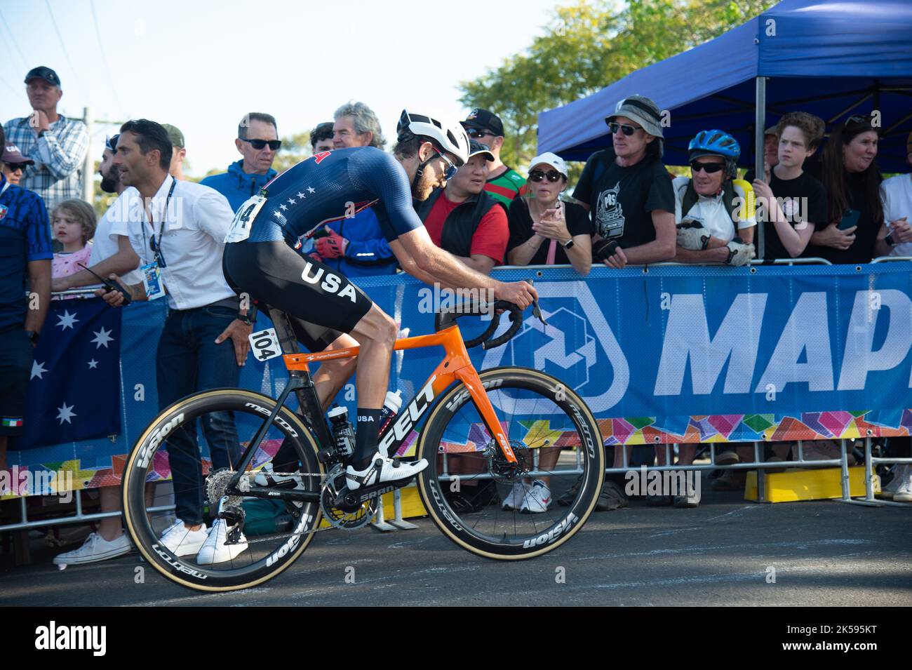 KYLE Murphy, cycliste AMÉRICAIN et champion national, monte une colline pendant la course sur route Elite pour hommes, les Championnats du monde de cyclisme sur route UCI 2022. Banque D'Images