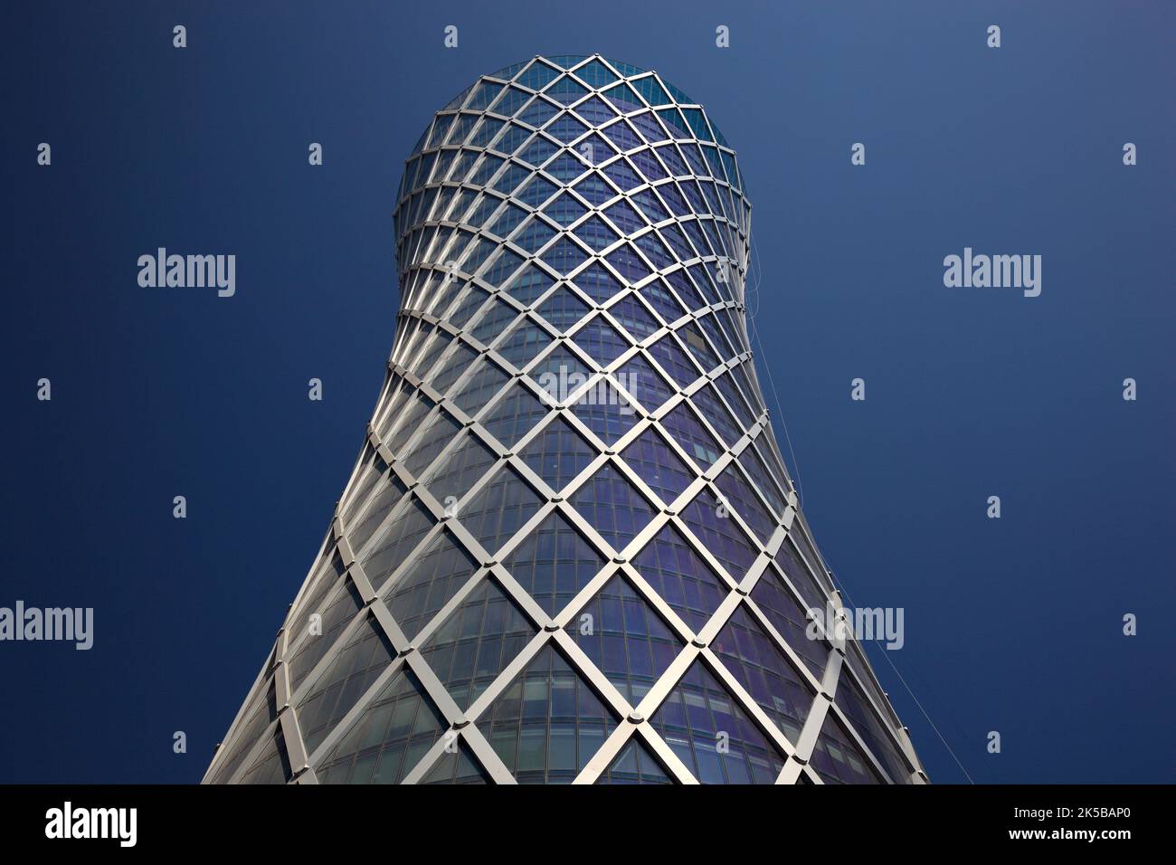 Tour der Tornado, tour auch QIPCO, tour West Bay, tour Westbay, rue Al Funduq, Westbay, Doha, Qatar, Katar Banque D'Images