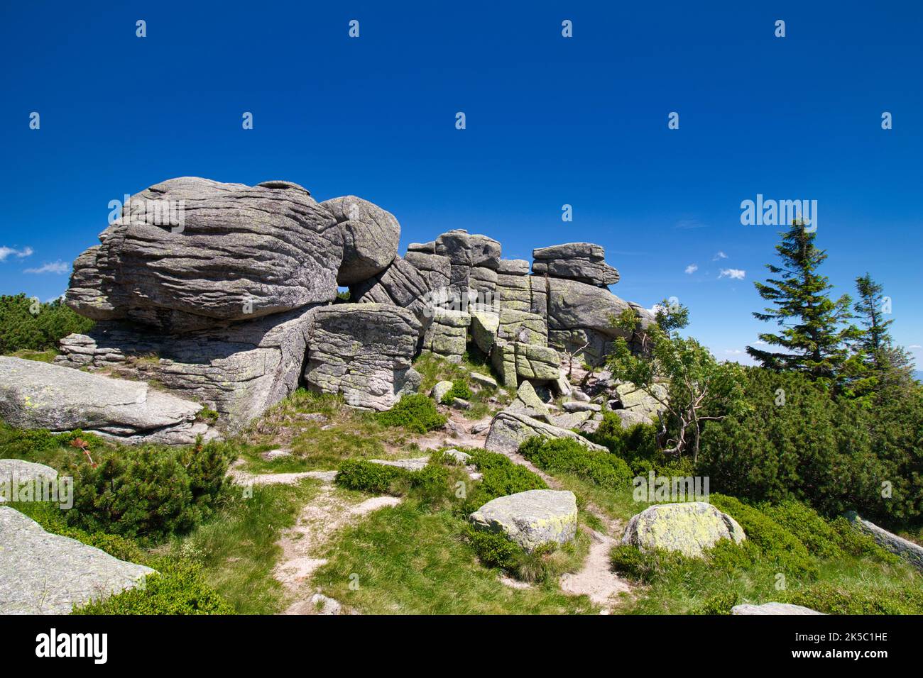 Formation de roches trois porcs - pierres en Pologne. Krkonose. Banque D'Images