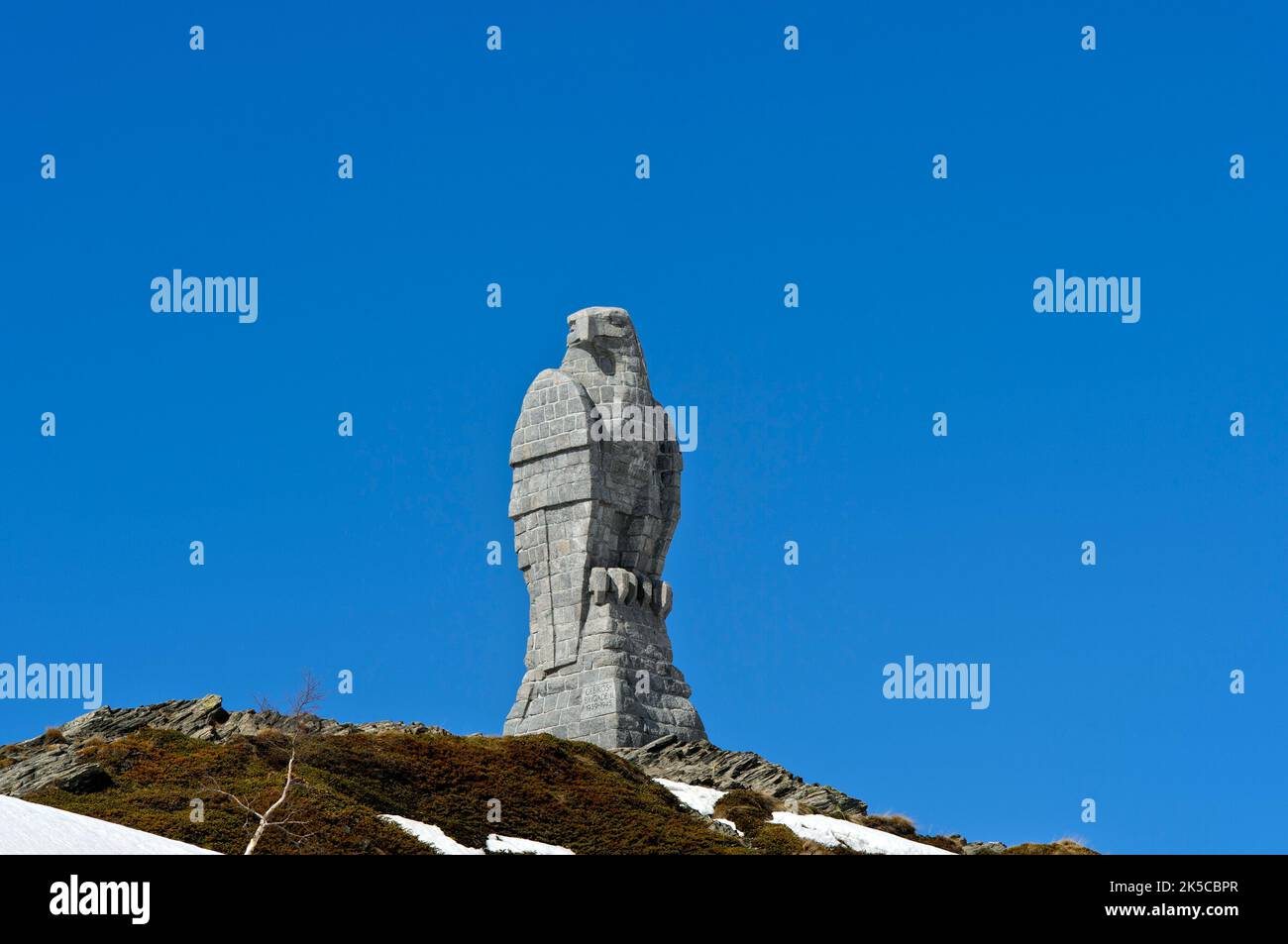 Statue du Simplon Eagle sur le col du Simplon, Simplon, Valais, Suisse Banque D'Images