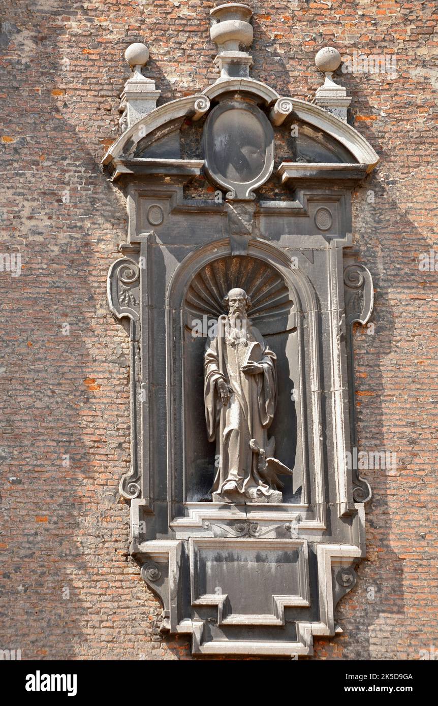 Statue à la cathédrale Saint-Bavo, Gand, Flandre orientale, Flandre, Belgique Banque D'Images