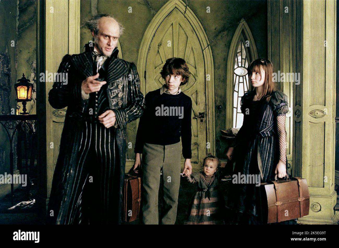 CARREY,AIKEN,HOFFMAN,BROWNING, LEMONY SNICKET UNE SÉRIE D'ÉVÉNEMENTS MALHEUREUX, 2004 Banque D'Images