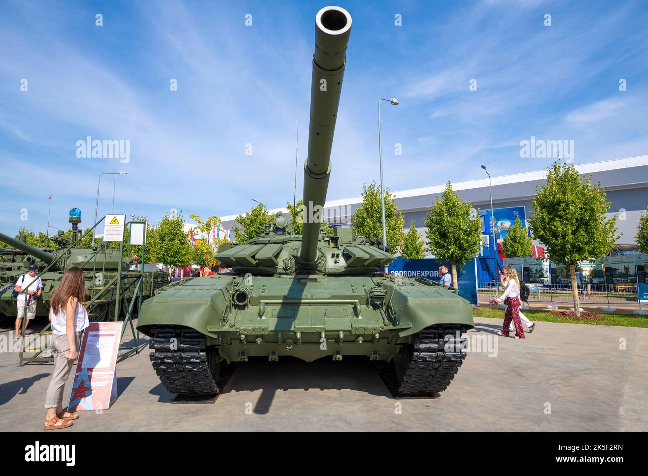 KUBINKA, RUSSIE - 19 AOÛT 2022 : Tank T-72B3M - le char principal de l'armée russe sur le forum militaire-technique international de 'Army-2022'. Modèle Banque D'Images