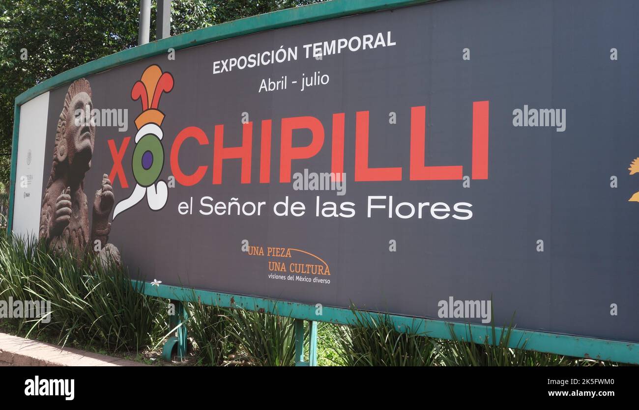 Annoncer pour l'exposition saisonnière de Xochipilli, avril - juillet 2018. Museo Nacional de Antropologia e Historia Mexico Banque D'Images