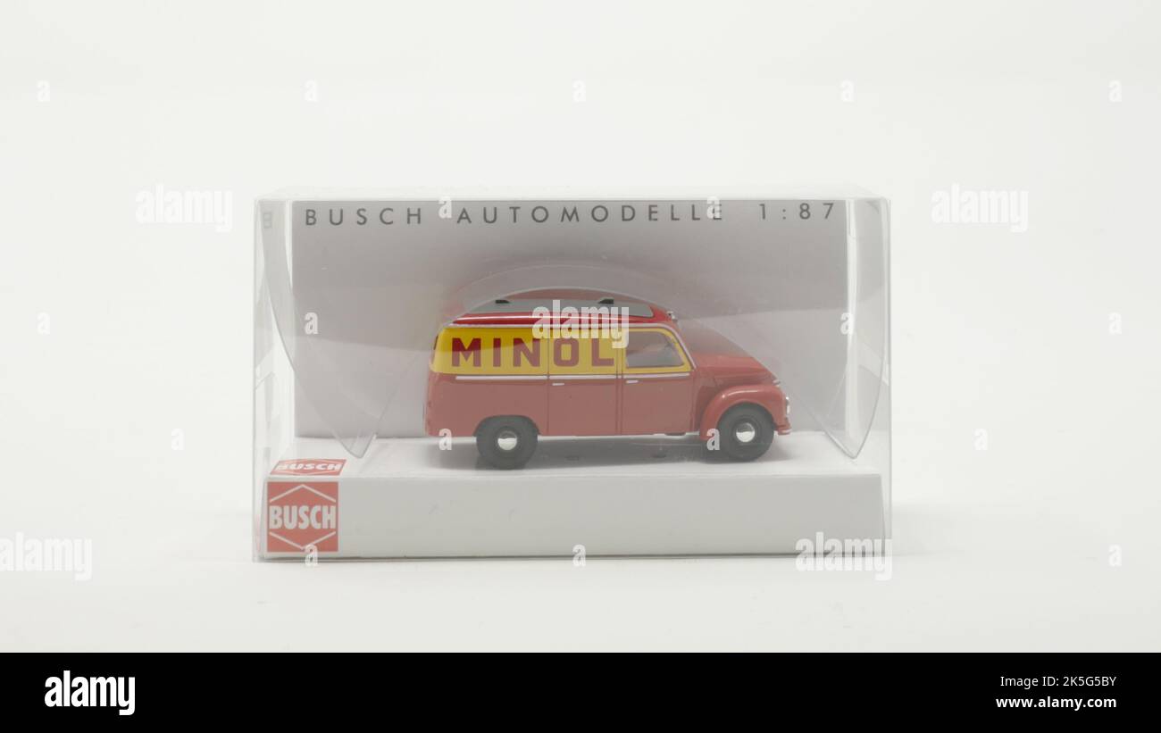 Autodell DDR Framo V 901 Kasenwagen MINOL, Busch, Maßstab 1/87, Verpackung Banque D'Images