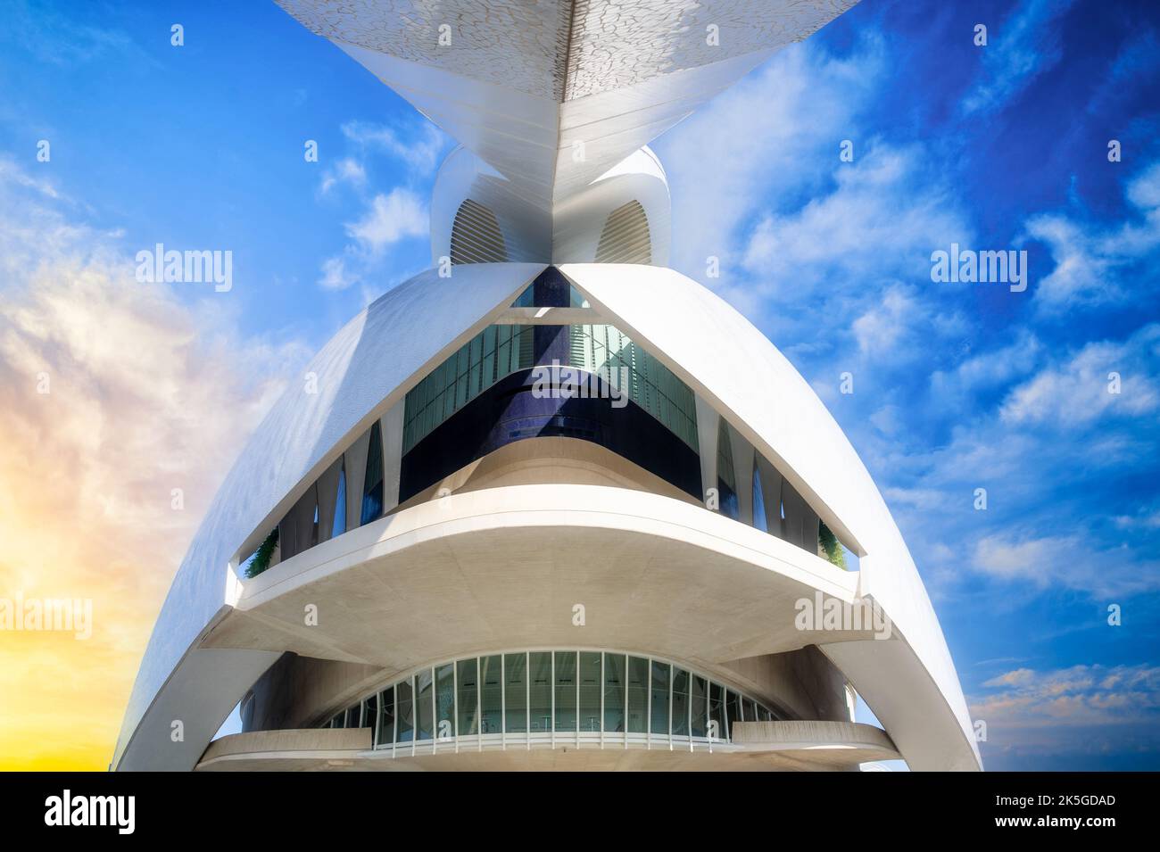 Valence, Espagne - Octuber 3, 2022: Palais des arts de la reine Sofia Banque D'Images