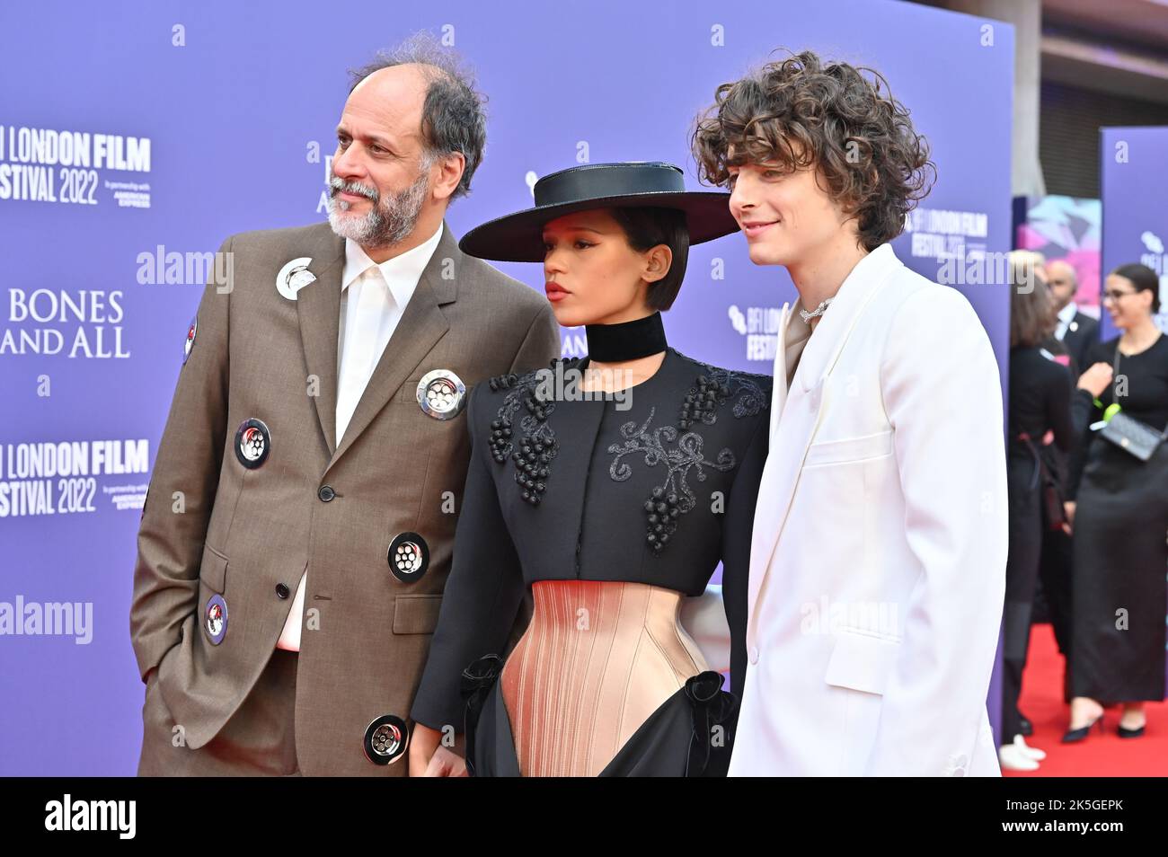 Londres, Royaume-Uni. 08th octobre 2022. Luca Guadagnino, Taylor Russell, Timothée Chalamet arrive à The Bones and All - première mondiale du BFI London film Festival’s 2022 le 8th octobre 2022 à South Bank, Royal Festival Hall, Londres, Royaume-Uni. Crédit : voir Li/Picture Capital/Alamy Live News Banque D'Images