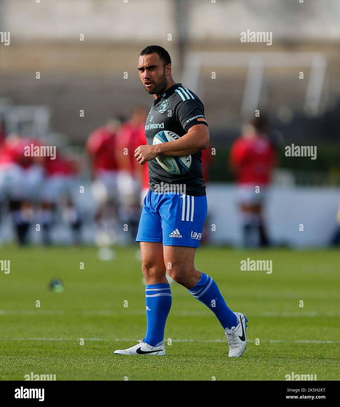 8th octobre 2022 ; Royal Dublin Society Arena, Dublin, Irlande ; United Rugby Championships, Leinster versus Cell C Sharks ; Charlie Ngatai de Leinster se réchauffe avant le début du match Banque D'Images