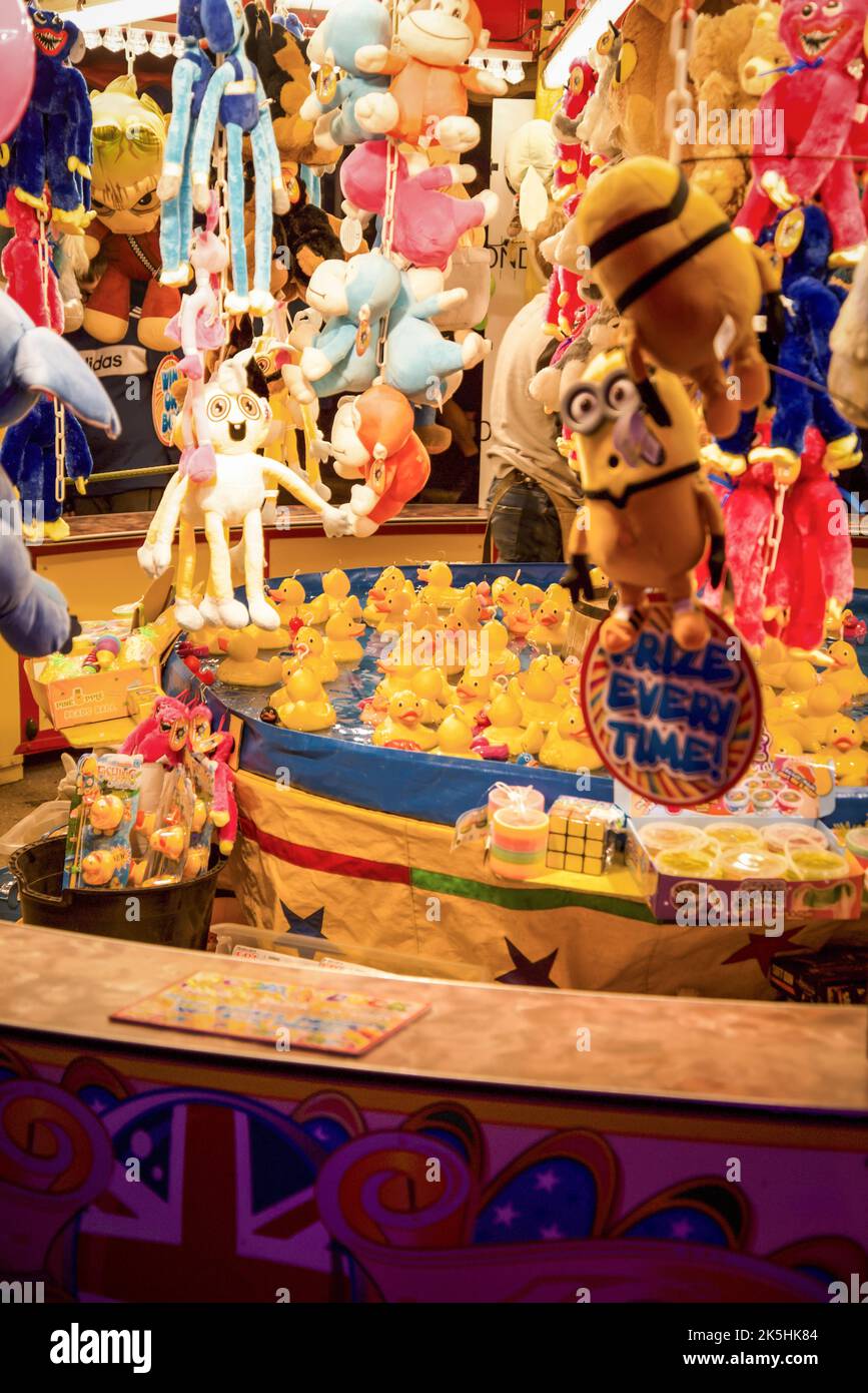 Funfair, Barnstaple, Devon UK 12 septembre 2022, Amusements et attractions au parc d'expositions public en plein air. Banque D'Images
