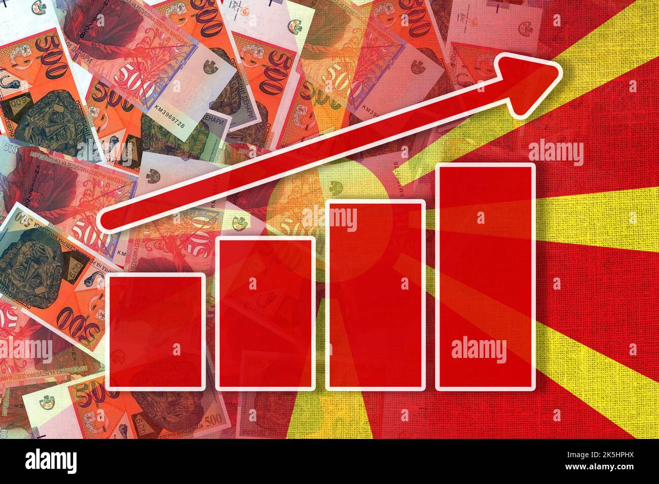 Graphique de l'économie : flèche vers le haut, billets de banque en espèces du drapeau macédonien et du denar macédonien Banque D'Images