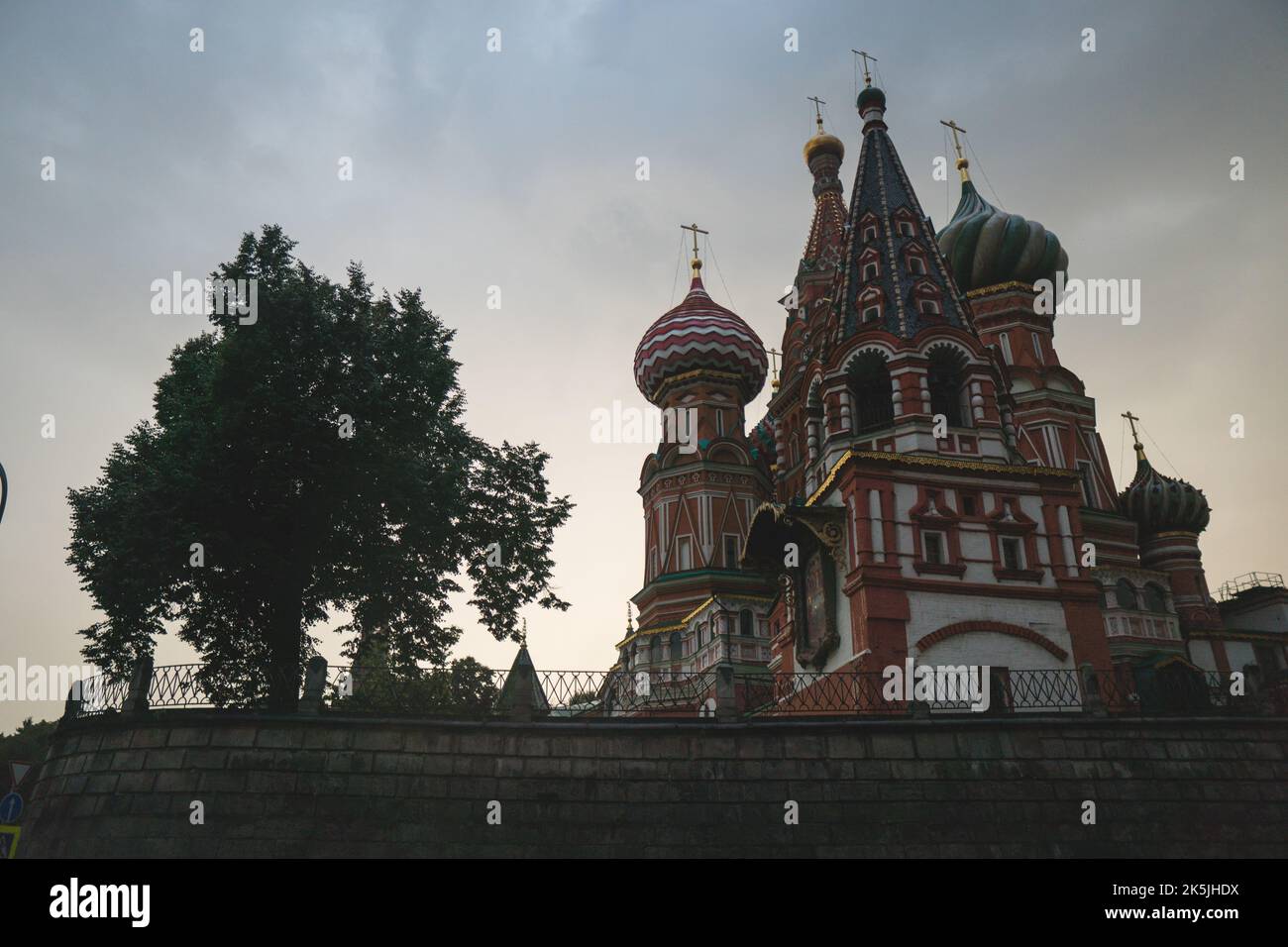 Extérieur de la cathédrale Saint-Basile, place Rouge, Moscou, Russie Banque D'Images