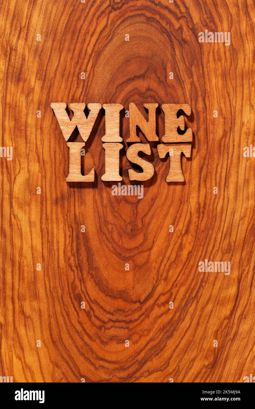 Carte des vins - texte par lettres en bois Banque D'Images