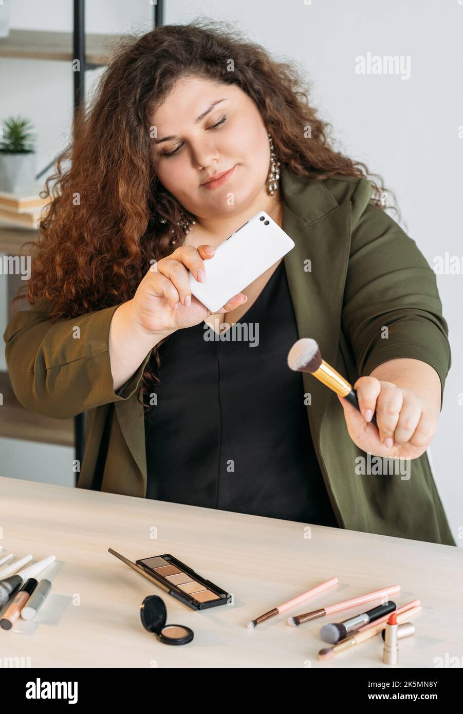 boutique en ligne curvy femme beauté blog cosmétique Banque D'Images