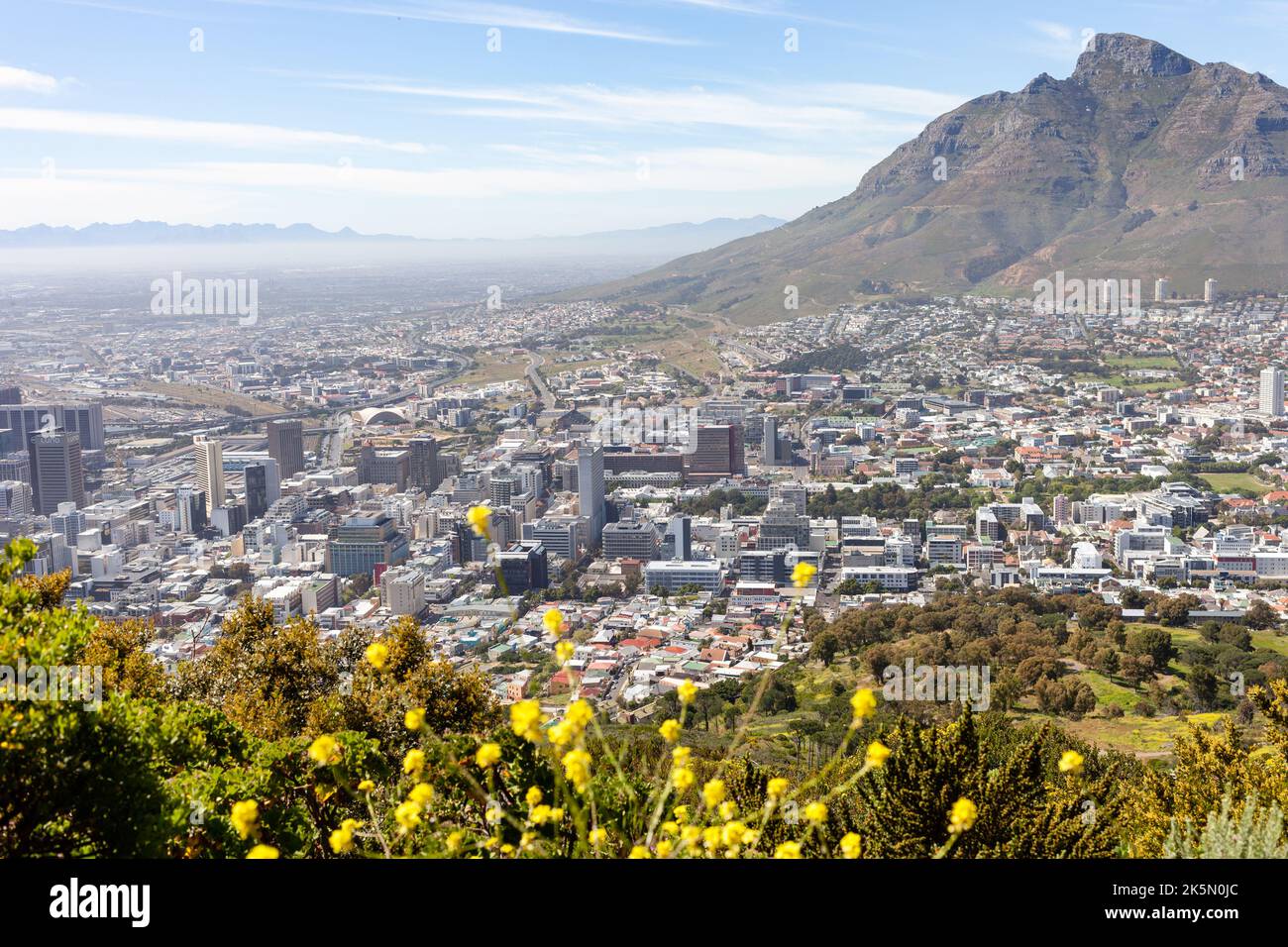 Cape Town et Devils Peak, début Ocober 2022. Banque D'Images