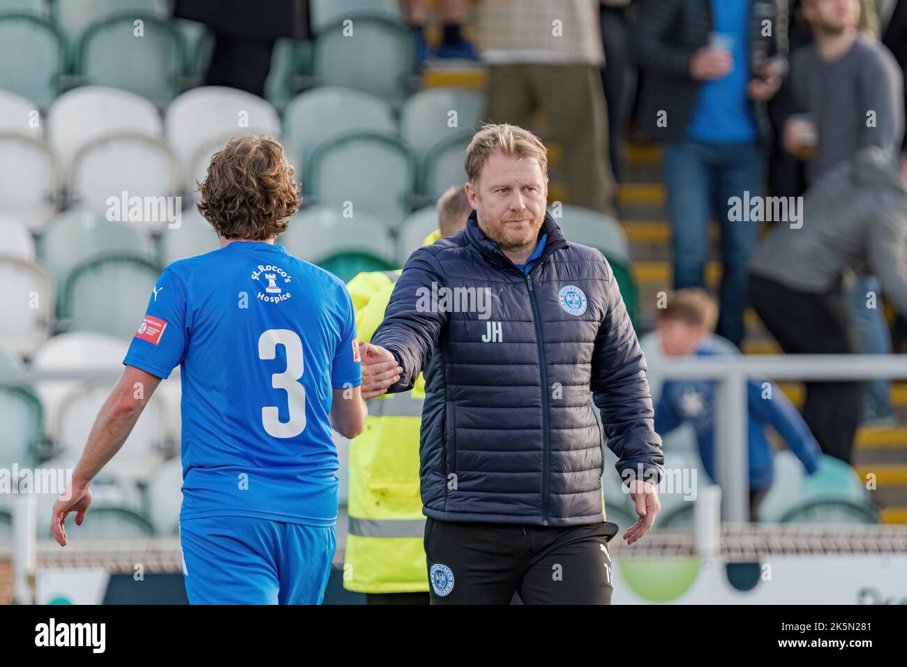 Warrington Rylands prend sur Nantwich Town dans le FA Trophée, Nantwich, Cheshire, Angleterre, 8th octobre, 2022. Credit Mark Percy/Alamy stock photo. Banque D'Images