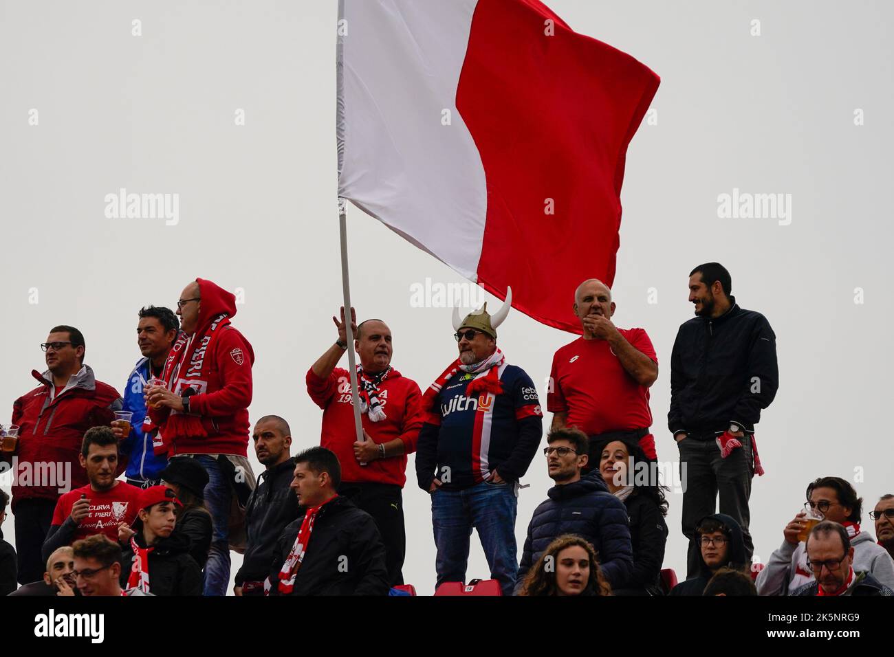 Fans de l'AC Monza pendant le championnat italien série Un match de football entre l'AC Monza et Spezia Calcio sur 9 octobre 2022 au stade U-Power à Monza, Italie - photo Morgese-Rossini / DPPI Banque D'Images