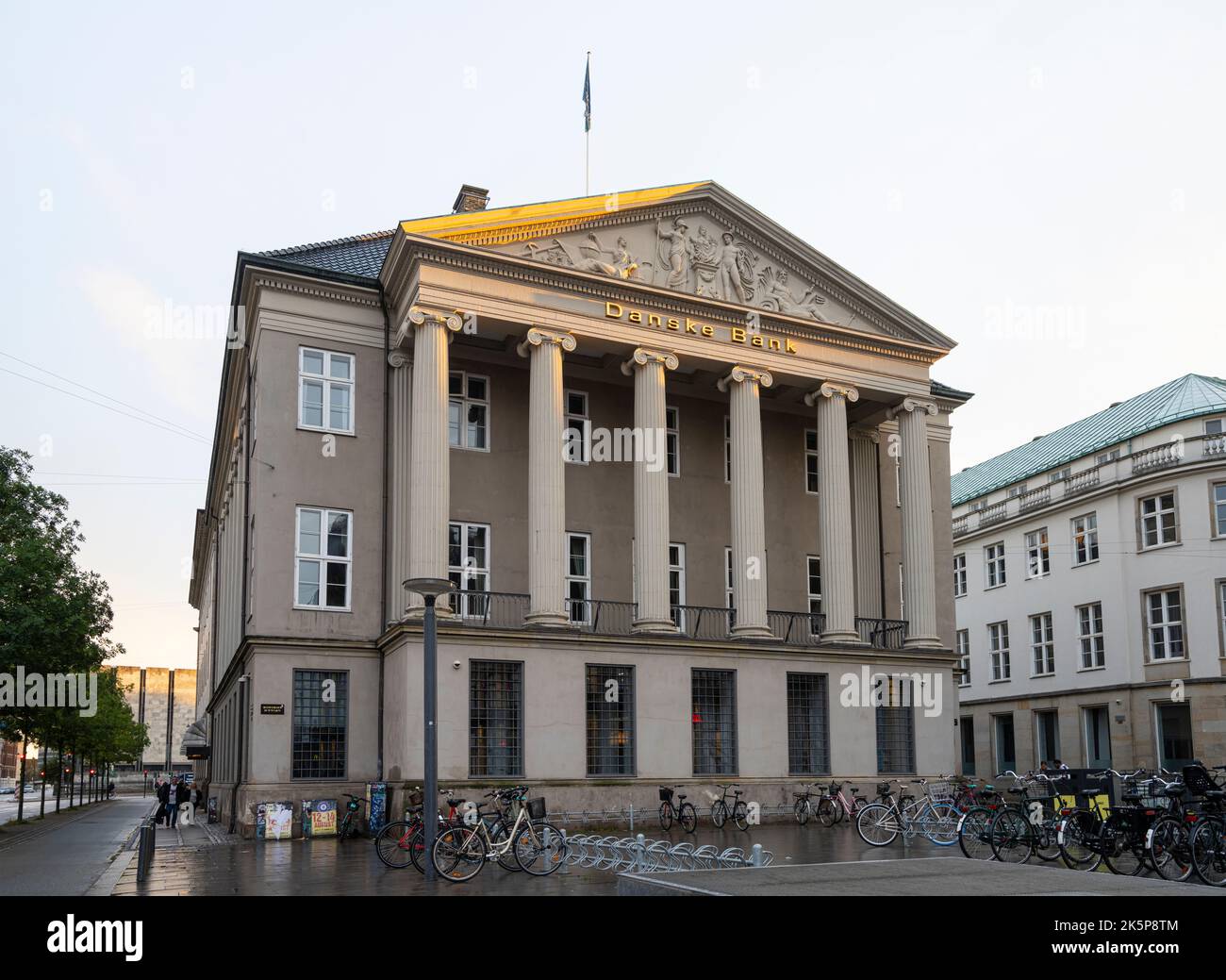 Copenhague, Danemark. Octobre 2022. Vie extérieure du bâtiment Danske Bank dans le centre-ville Banque D'Images