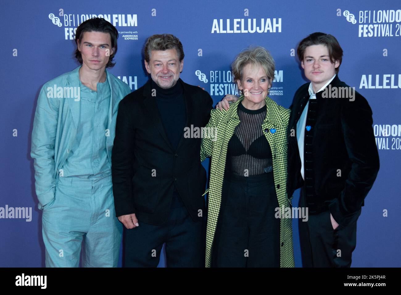 Andy Serkis, Lorraine Ashbourne, Louis Serkis-Ashbourne et invité participant à la première d'Allelujah dans le cadre du Festival du film de Londres BFI 66th à Paris, France sur 09 octobre 2022. Photo d'Aurore Marechal/ABACAPRESS.COM Banque D'Images