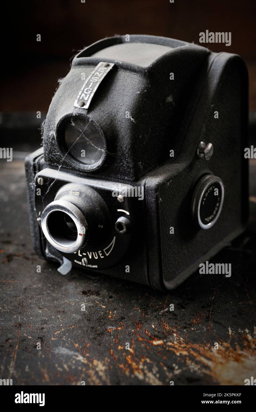 appareil photo britannique fabriqué à l'ancienne et poussiéreux des années 1950 Banque D'Images
