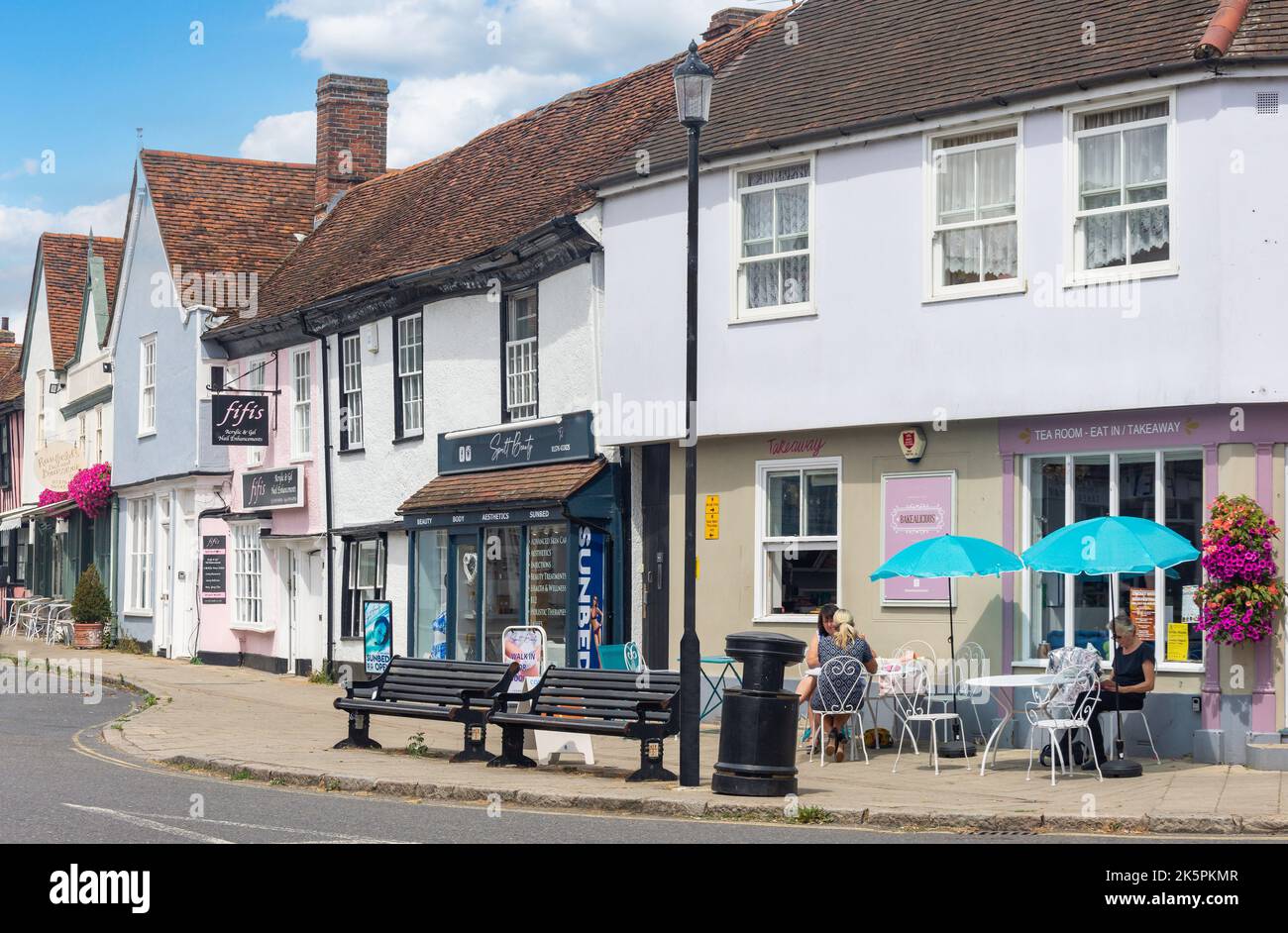 Bakealicious Tea Room, Market Hill, Coggeshall, Essex, Angleterre, Royaume-Uni Banque D'Images