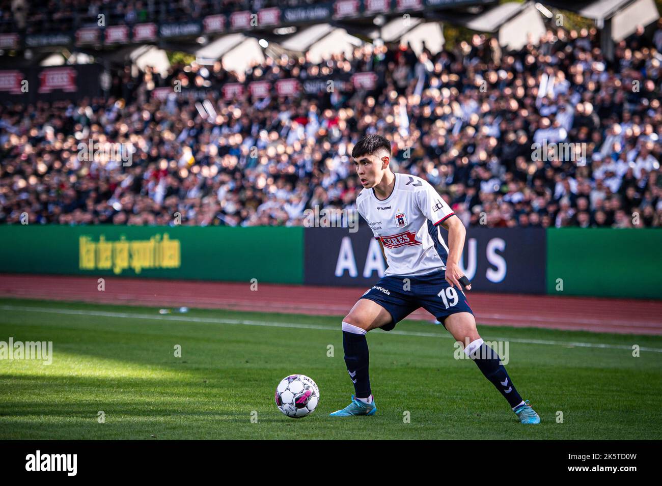 Aarhus, Danemark. 09th octobre 2022. Eric Kahl (19) de l'AGF vu lors du match Superliga de 3F entre le FG d'Aarhus et le FC Midtjylland au parc Ceres d'Aarhus. (Crédit photo : Gonzales photo/Alamy Live News Banque D'Images