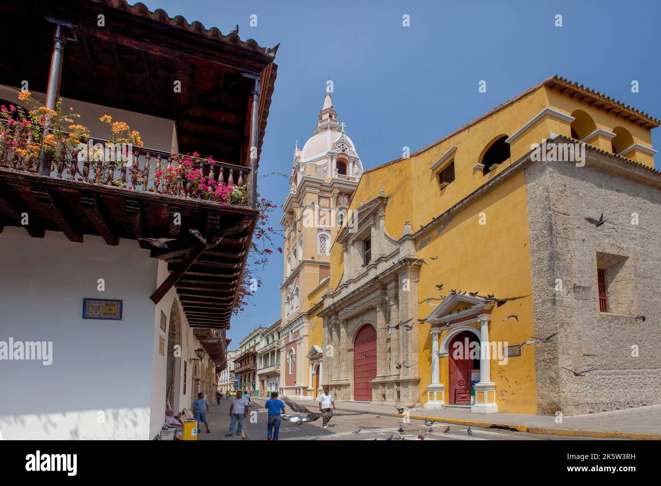 La Colombie, la vieille ville de Carthagène, est à l'intérieur des murs et protégée par le patrimoine mondial de l'UNESCO. La cathédrale de Carthagène est un point de repère de et dans le Banque D'Images