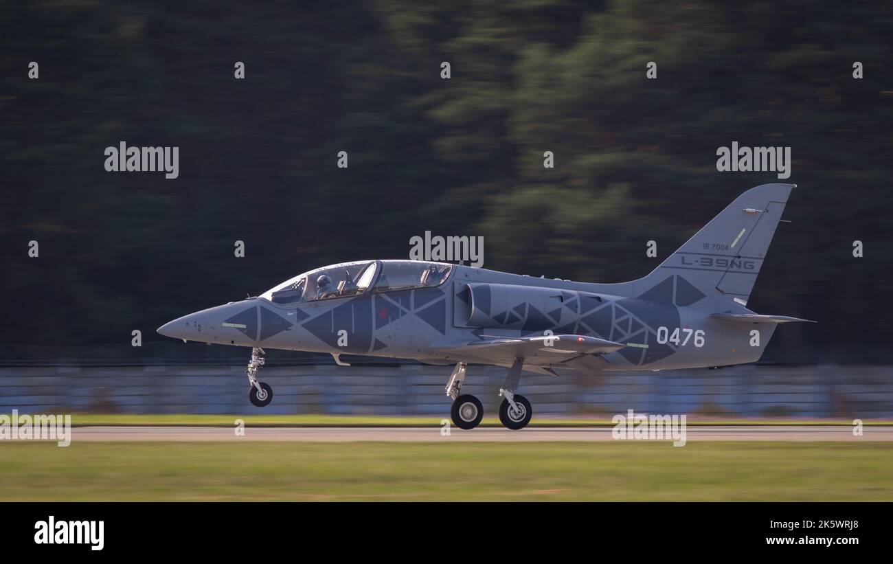 Décollage de l'Aero L-39NG (nouvelle génération), nouvel entraîneur militaire tchèque et avion de combat léger, le Slovak International Air Fest SIAF Banque D'Images