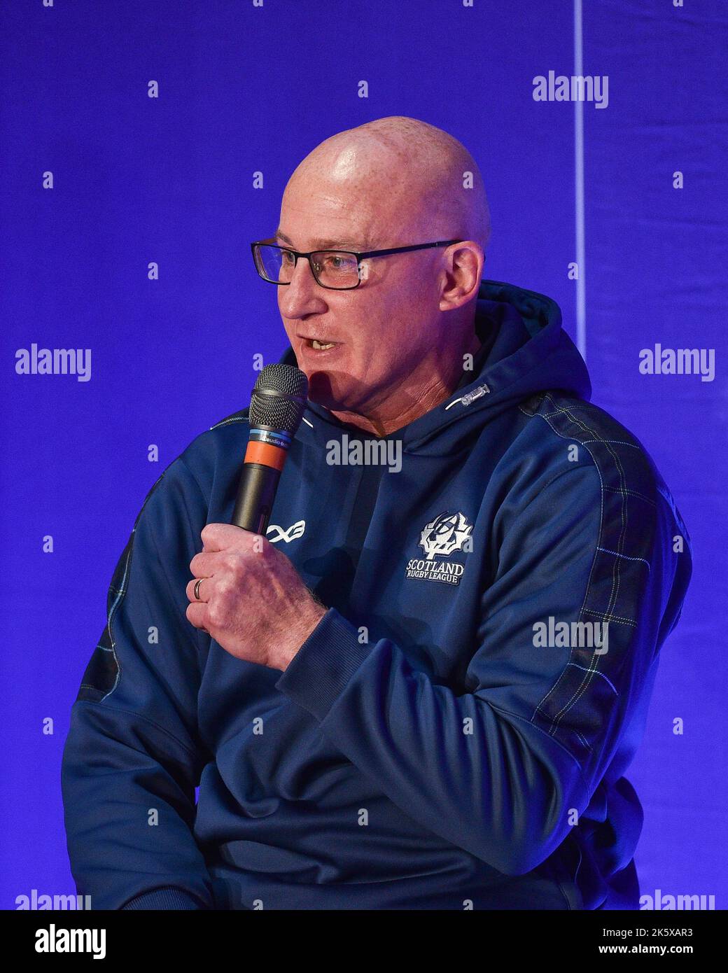 Manchester, Angleterre - 10th octobre 2022 - l'entraîneur-chef d'Écosse Nathan Graham parle au lancement de la coupe du monde de rugby à XV RLWC 2021 au Science Museum, Manchester, Royaume-Uni Banque D'Images