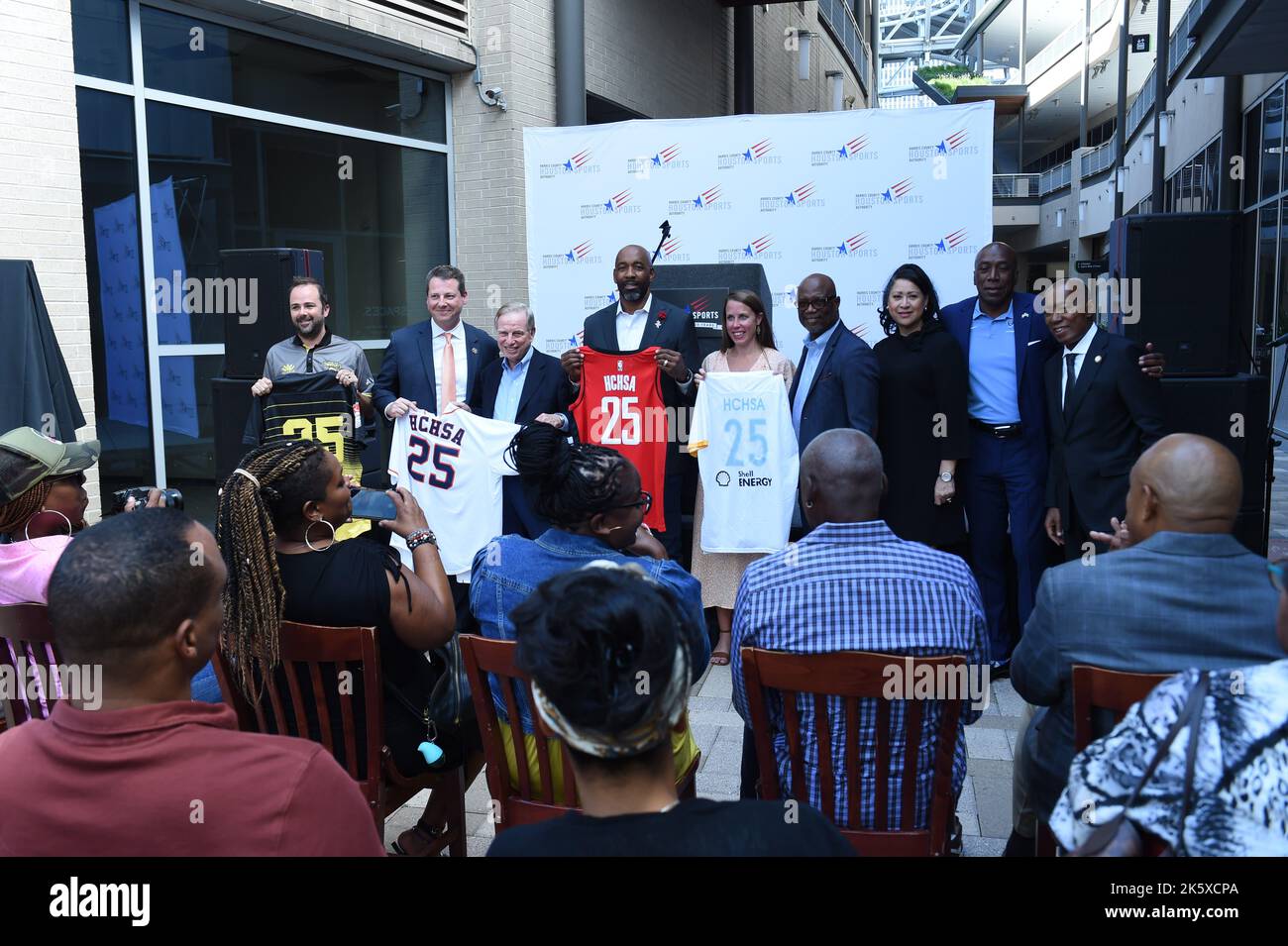 La fontaine de la Houston Sports Authority du comté de Harris et la révélation de la classe 2023 du Houston Sports Hall of Fame le jeudi 29 septembre 2022 à la Green Street Fountain à Houston, au Texas. (Tom Walko/image du sport) Banque D'Images