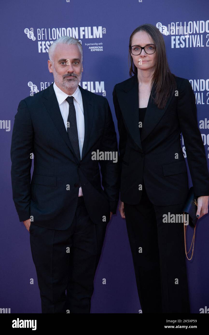 Paris, France, 10 octobre 2022, Iain Canning et Joanna Laurie assistent à la première de son dans le cadre du Festival du film BFI de Londres 66th à Paris, France sur 10 octobre 2022. Photo d'Aurore Marechal/ABACAPRESS.COM Banque D'Images