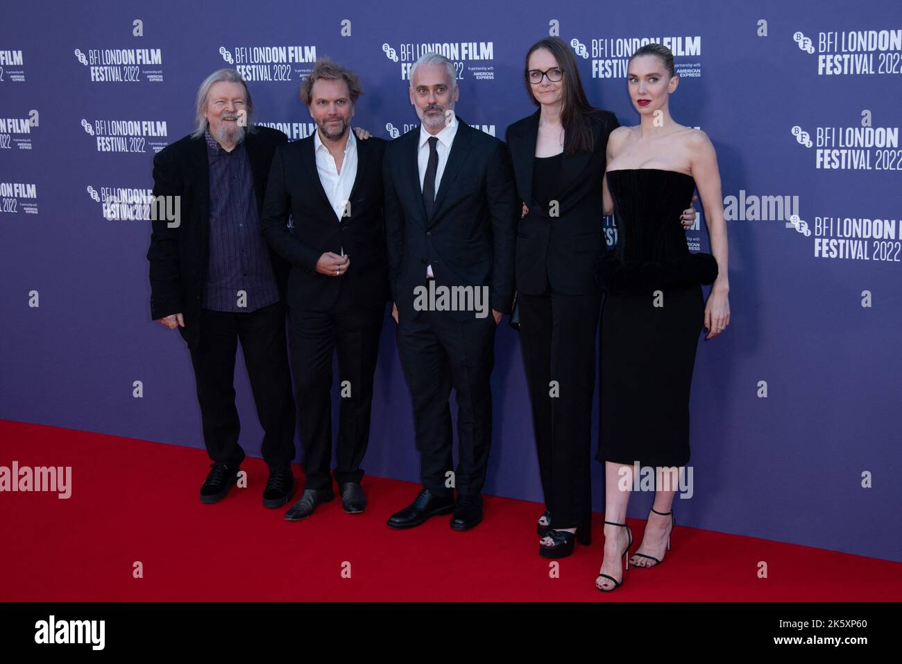 Paris, France, 10 octobre 2022, Christopher Hampton, Florian Zeller, Iain Canning, Joanna Laurie et Vanessa Kirby assistent à la première de son dans le cadre du Festival du film de Londres de BFI 66th à Paris, France sur 10 octobre 2022. Photo d'Aurore Marechal/ABACAPRESS.COM Banque D'Images