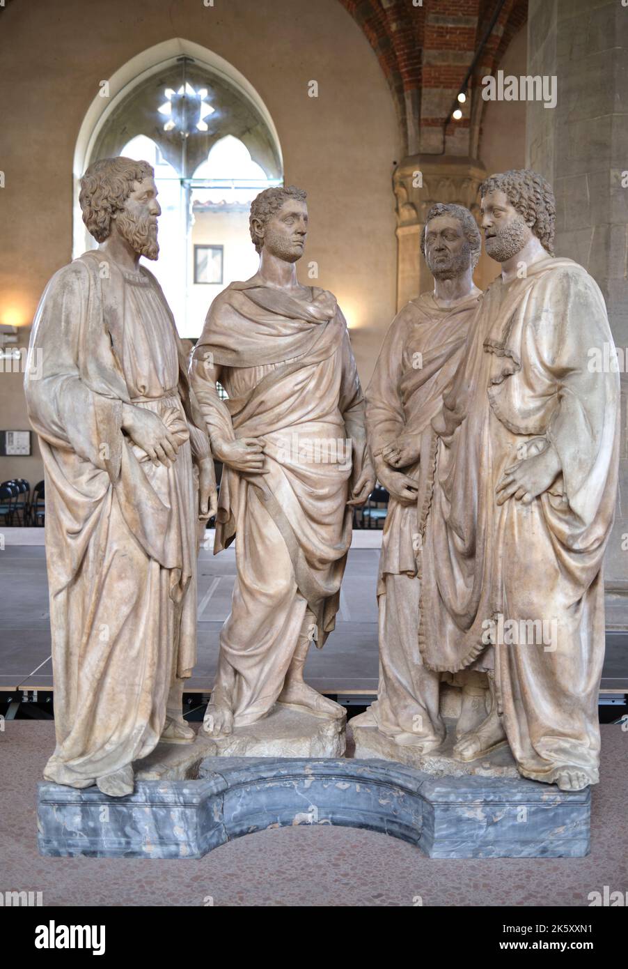 Quatre Saints couronnés groupe par Nanni di Banco dans le Musée de l'église d'Orsanmichele Florence Italie Banque D'Images