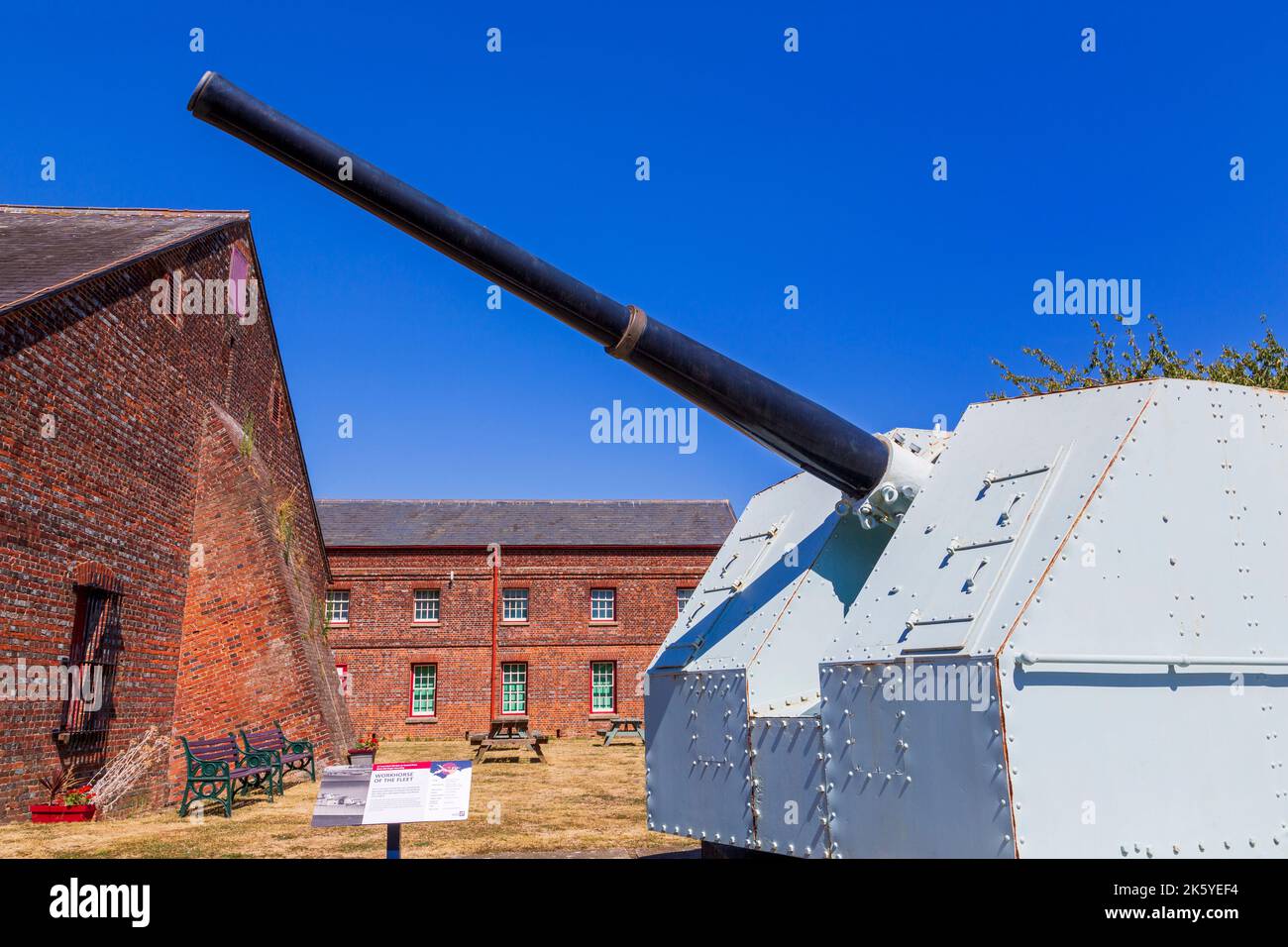 Explosion Museum of Naval Firepower,Gosport,Hampshire,Angleterre,Royaume-Uni Banque D'Images