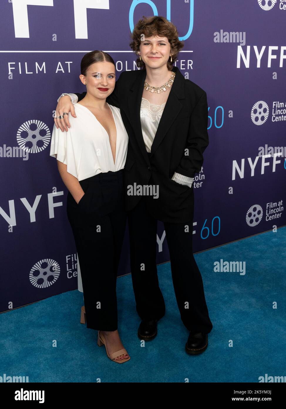 Kate Hallett et Liv McNeil assistent à la projection de Women Talking pendant le Festival du film de New York 60th à la salle Alice Tully sur 10 octobre 2022 Banque D'Images