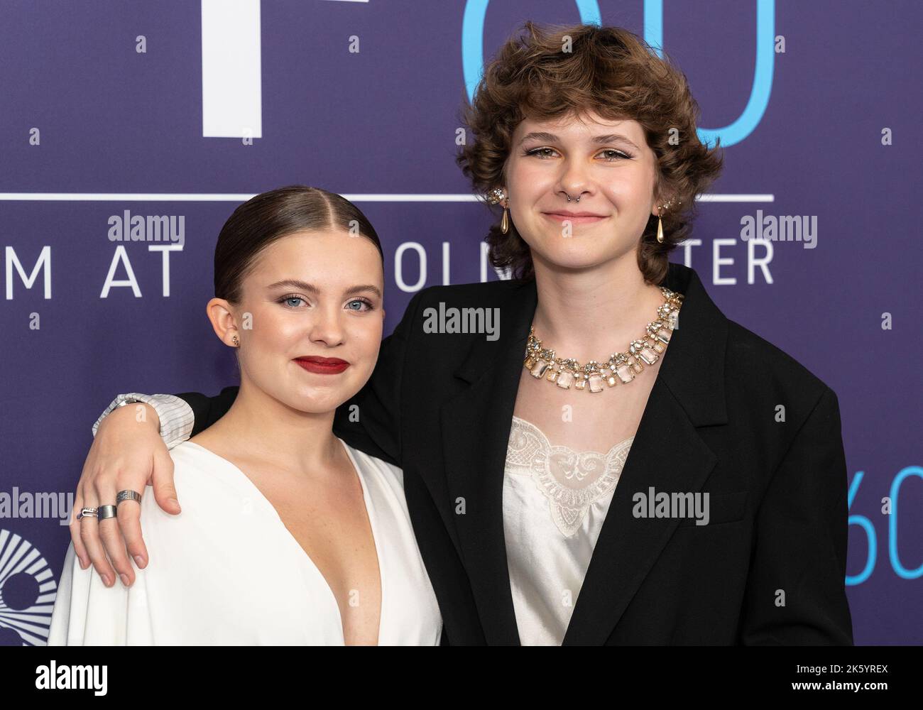 10 octobre 2022, New York, New York, États-Unis : Kate Hallett et Liv McNeil assistent à la projection de femmes parlant pendant le Festival du film de New York 60th à Alice Tully Hall (image de crédit : © Lev Radin/Pacific Press via ZUMA Press Wire) Banque D'Images