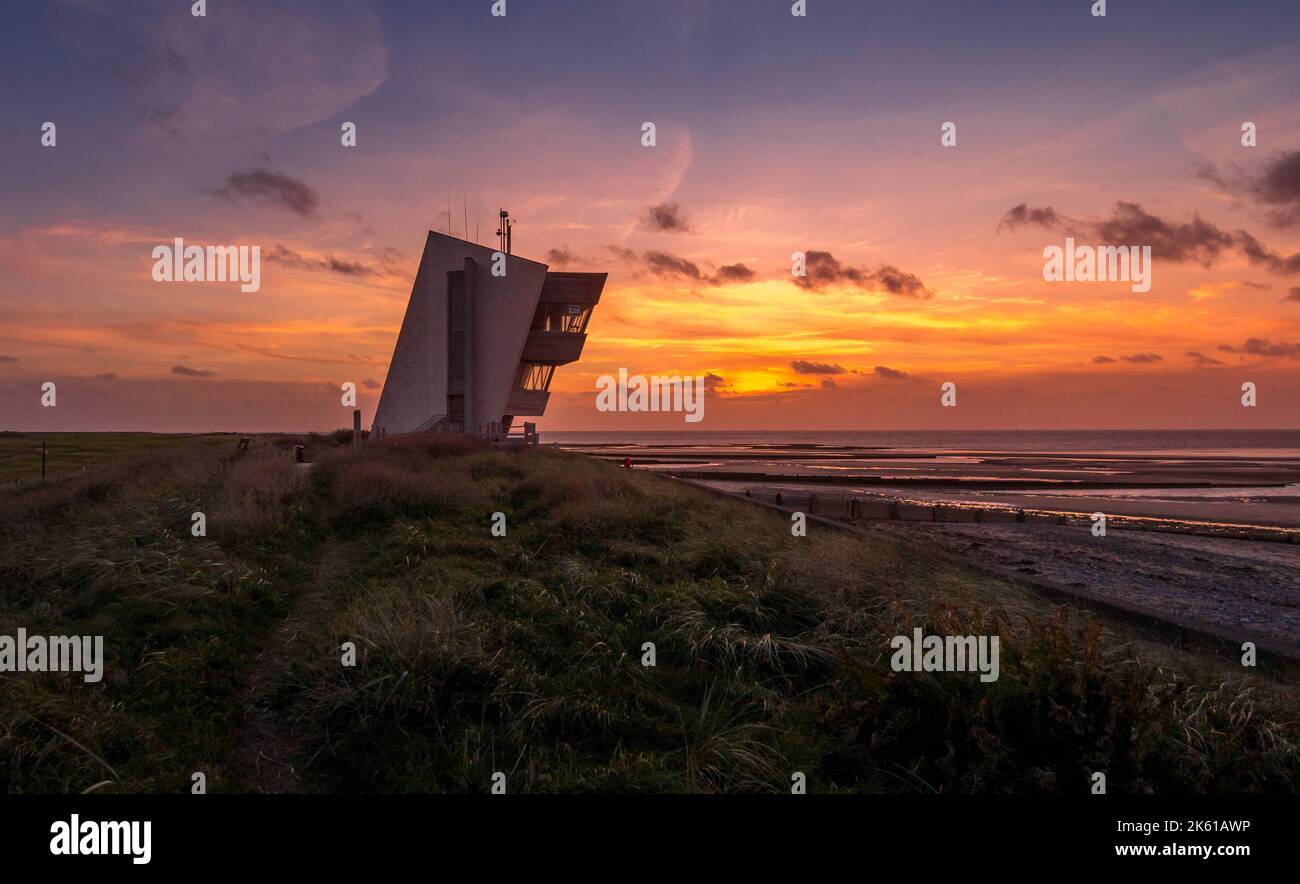 Rossall point Watch Tower au coucher du soleil Banque D'Images