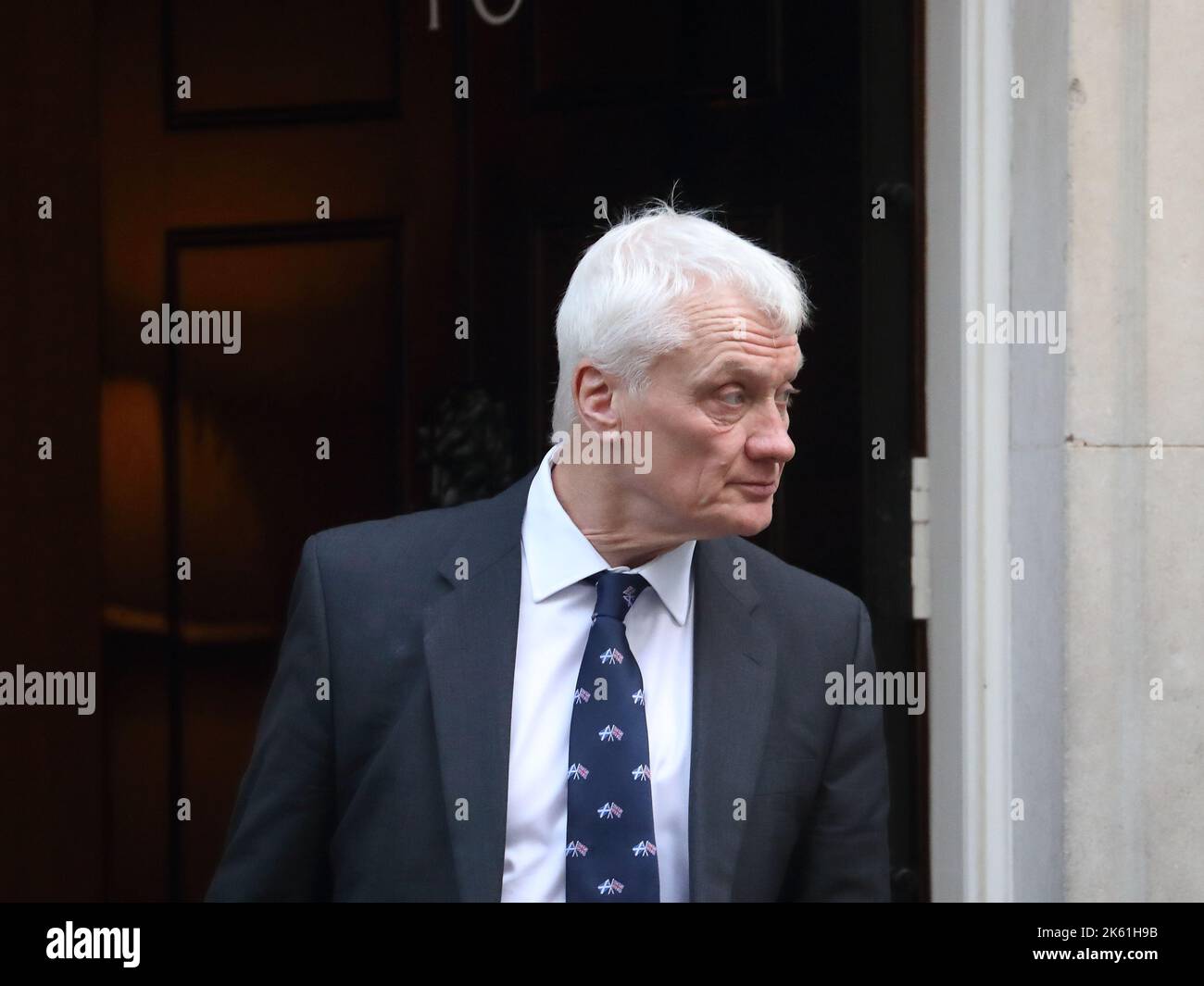 Londres, Royaume-Uni. 11th octobre 2022. Le ministre d'État chargé du climat, Graham Stuart, quitte Downing Street no 10 après la réunion hebdomadaire du Cabinet. Credit: Uwe Deffner/Alay Live News Banque D'Images