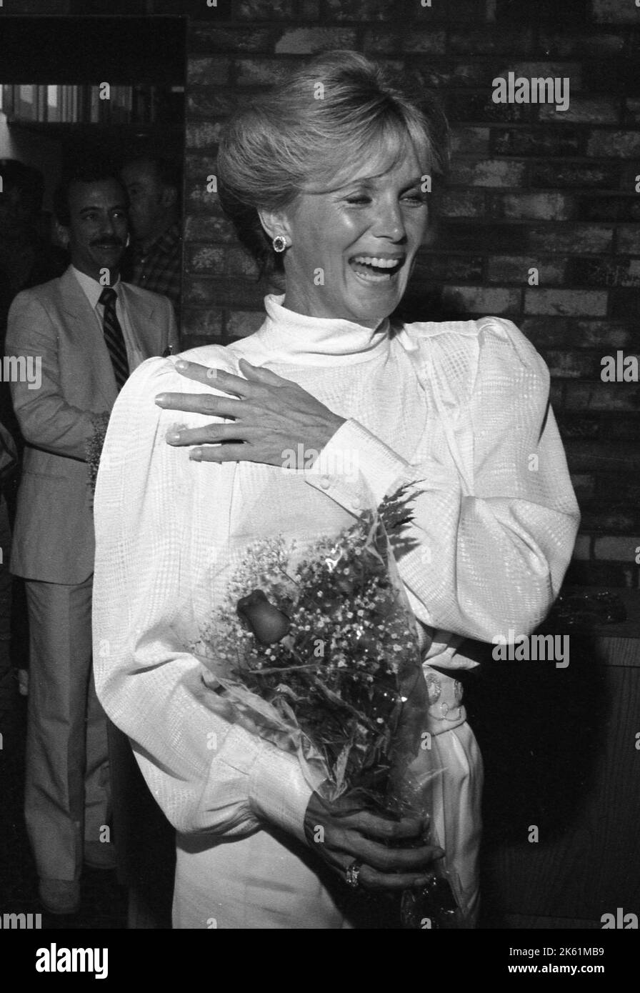 Linda Evans à la famille Feud All-Star Premier Time cocktail spécial après la fête avec des acteurs de l'hôpital général, tous mes enfants, Dynasty et Knott's Landing sur 25 juillet 1982. Crédit: Ralph Dominguez/MediaPunch Banque D'Images