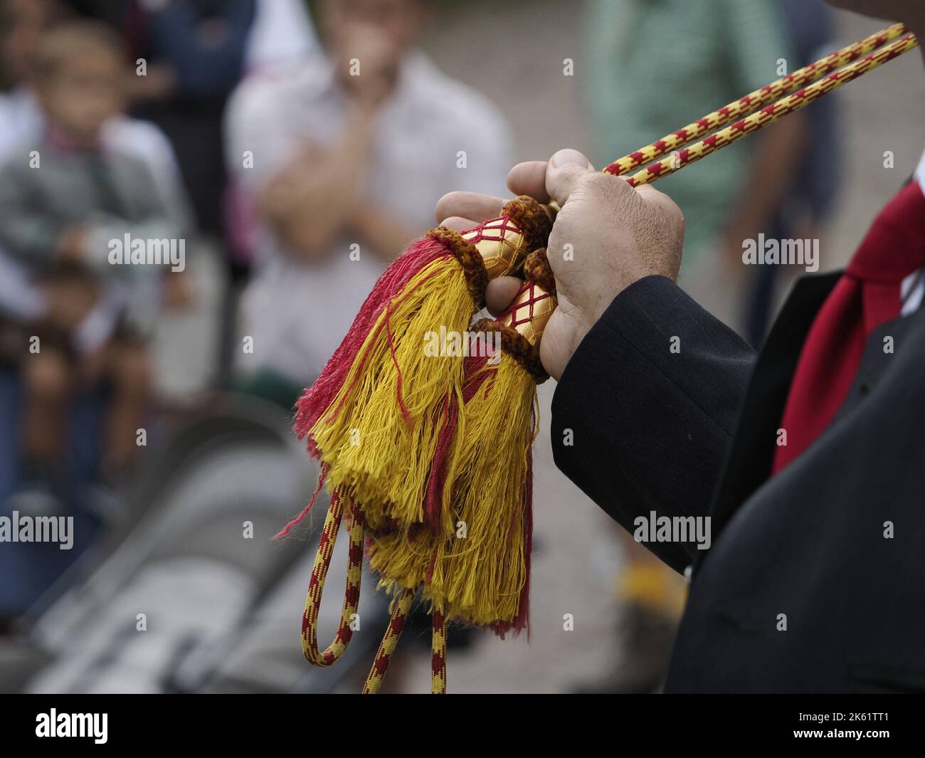 robe traditionnelle tyrolienne pour célébrer la parade Banque D'Images